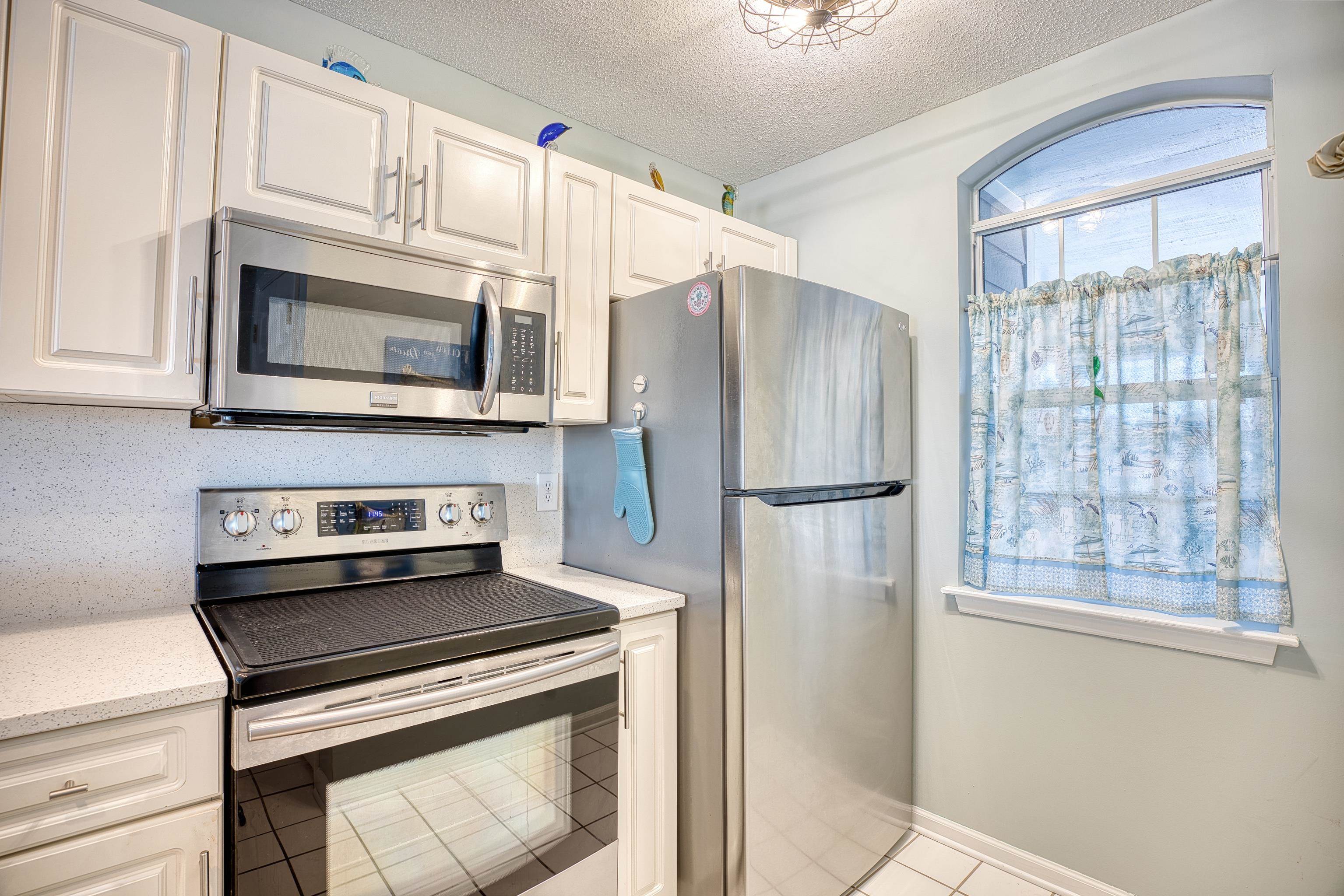 4629 Lightkeepers Way Property Photo 11