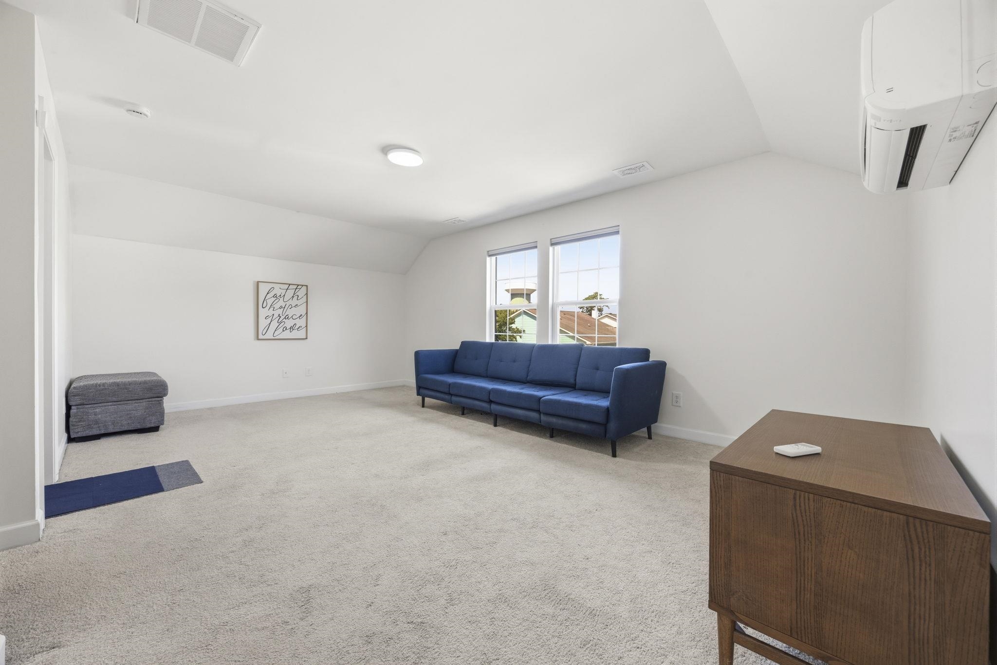 1758 Legacy Loop Property Photo 30