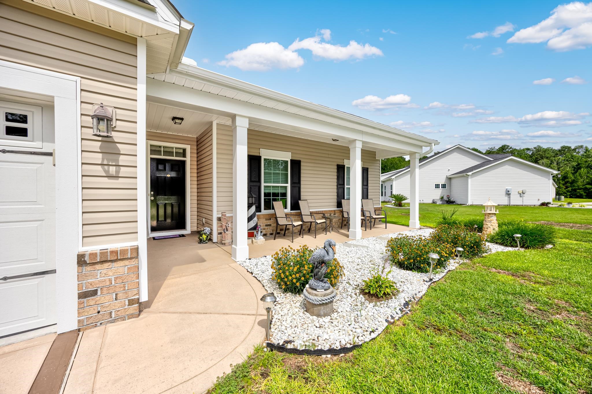 840 Derbyshire Ct. Property Photo 3