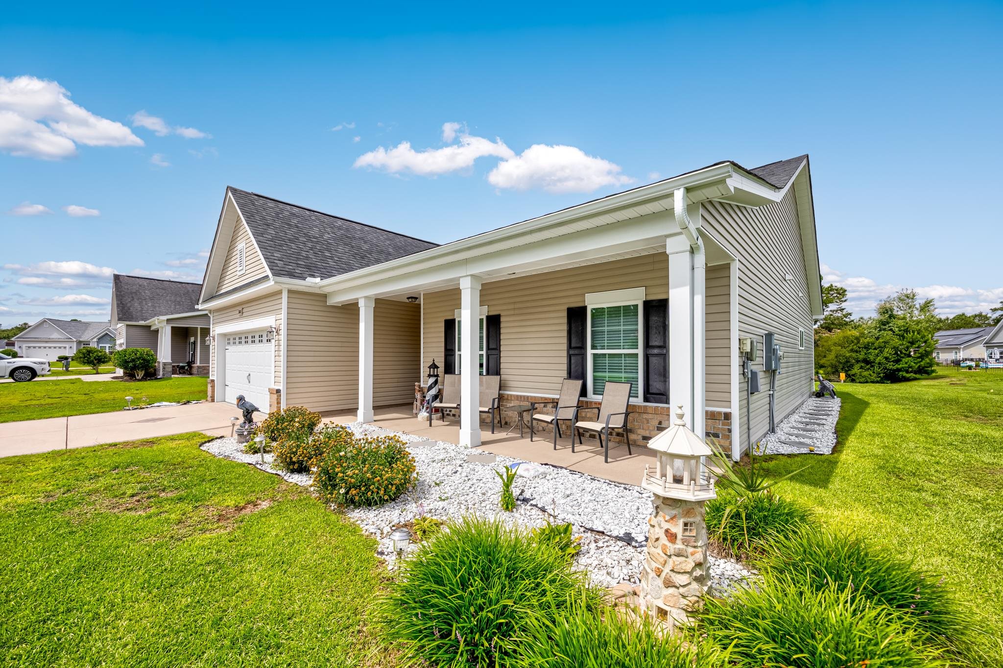 840 Derbyshire Ct. Property Photo 4