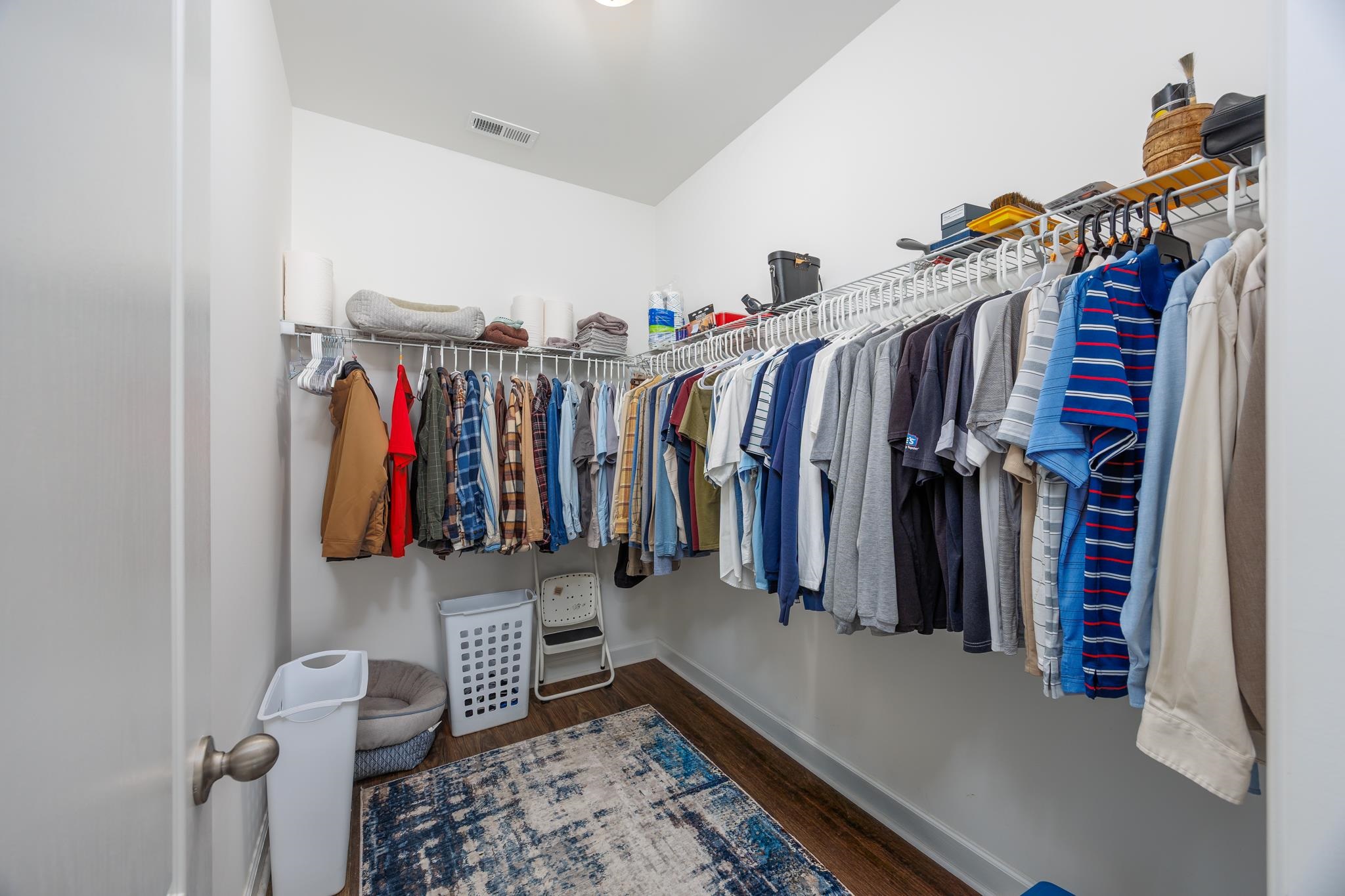 840 Derbyshire Ct. Property Photo 20