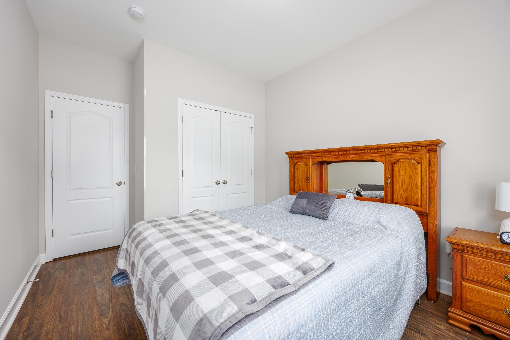 840 Derbyshire Ct. Property Photo 26