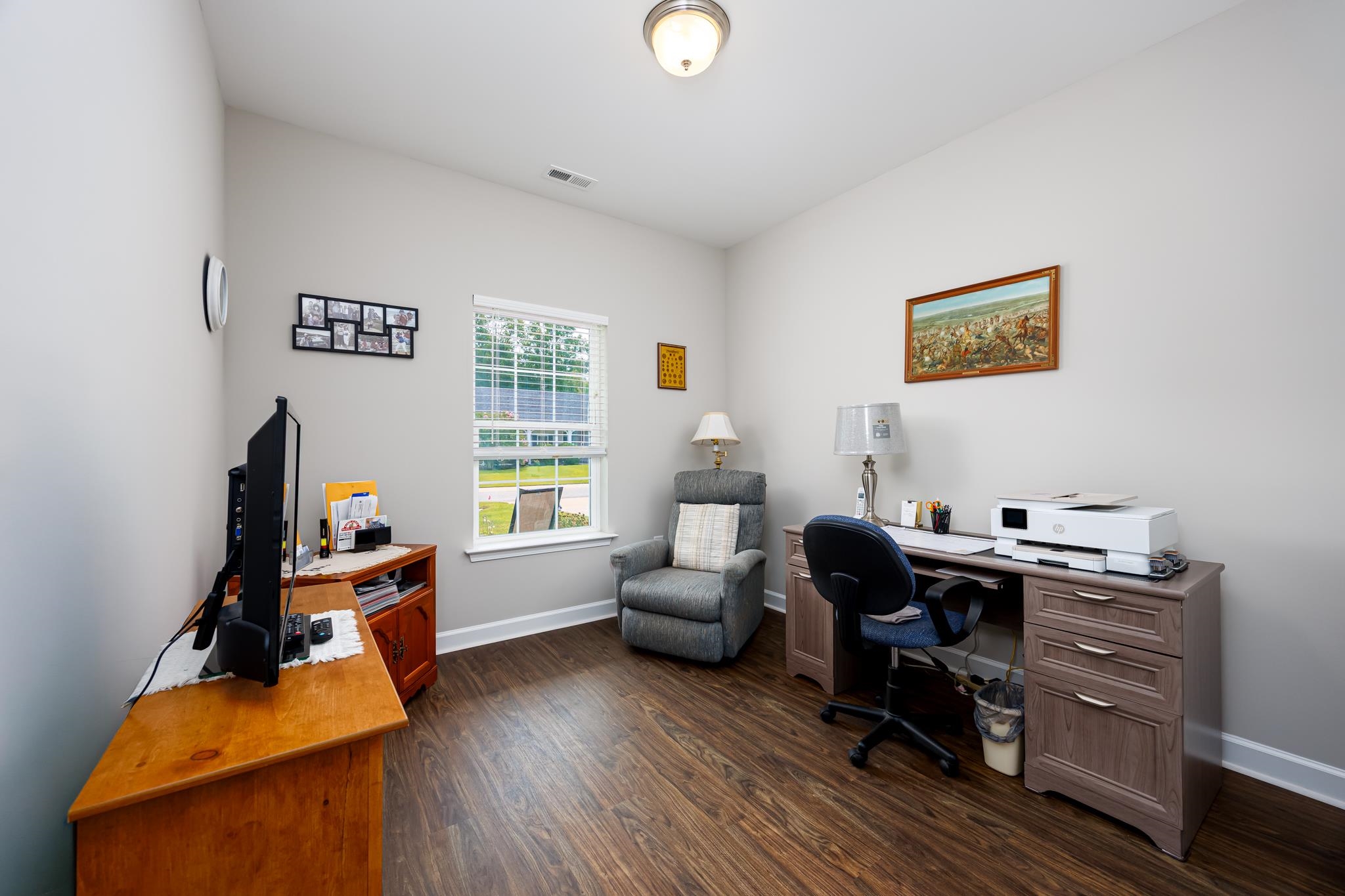 840 Derbyshire Ct. Property Photo 28