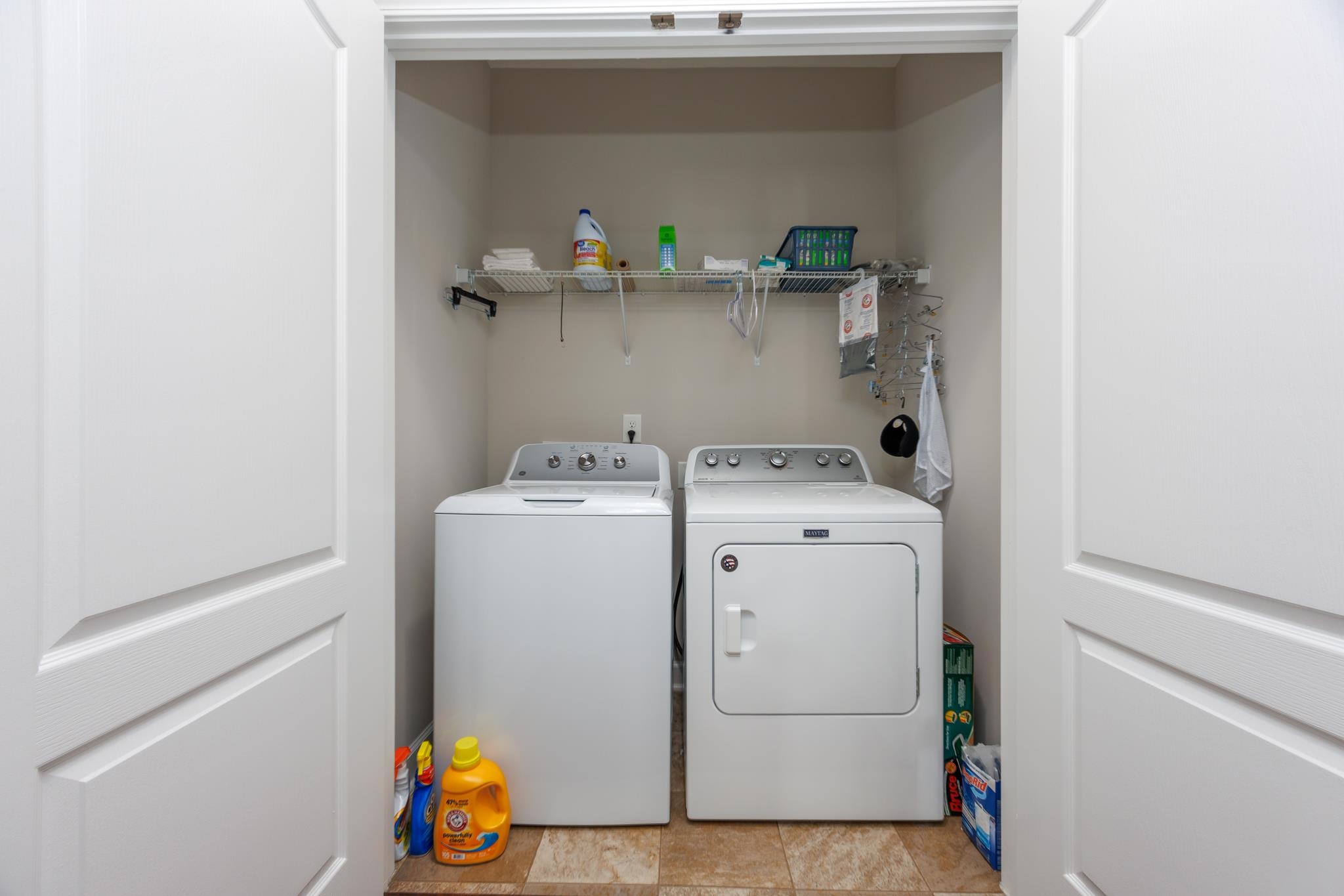 840 Derbyshire Ct. Property Photo 30