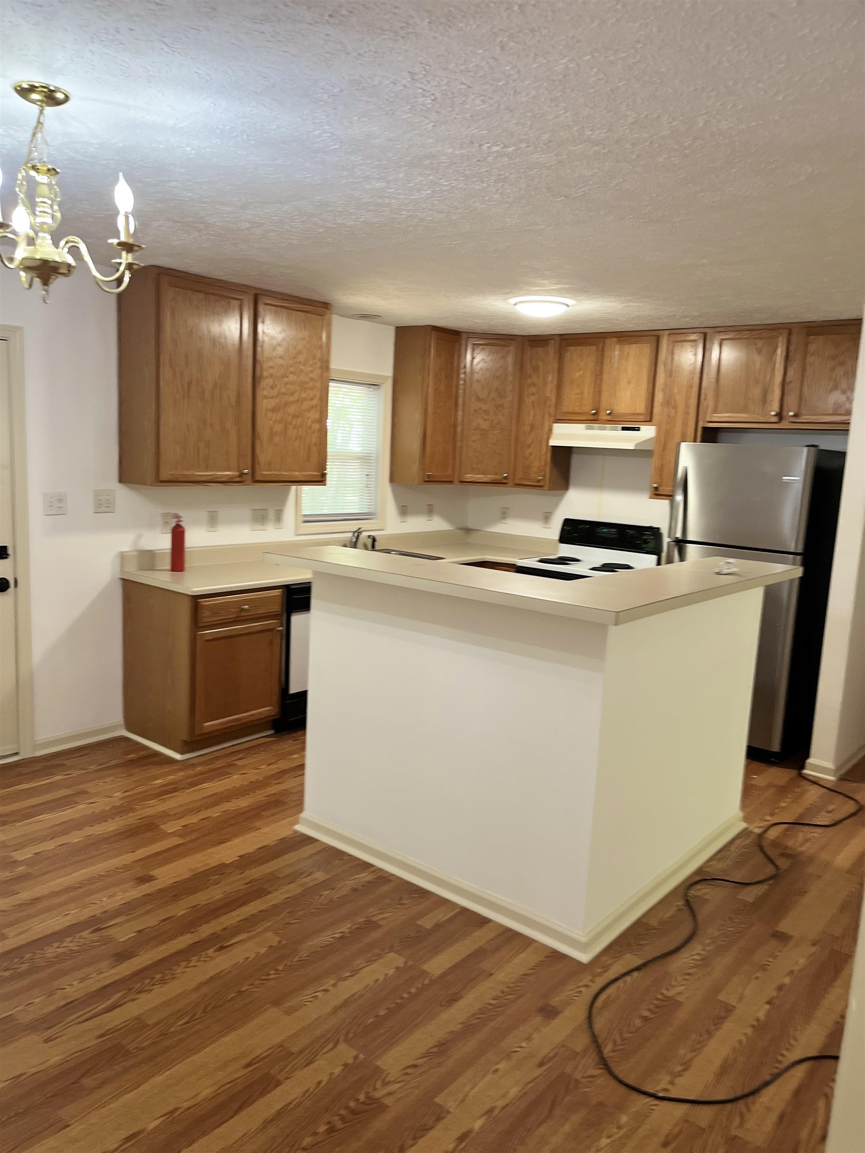 530 Bend Ave. Property Photo 4