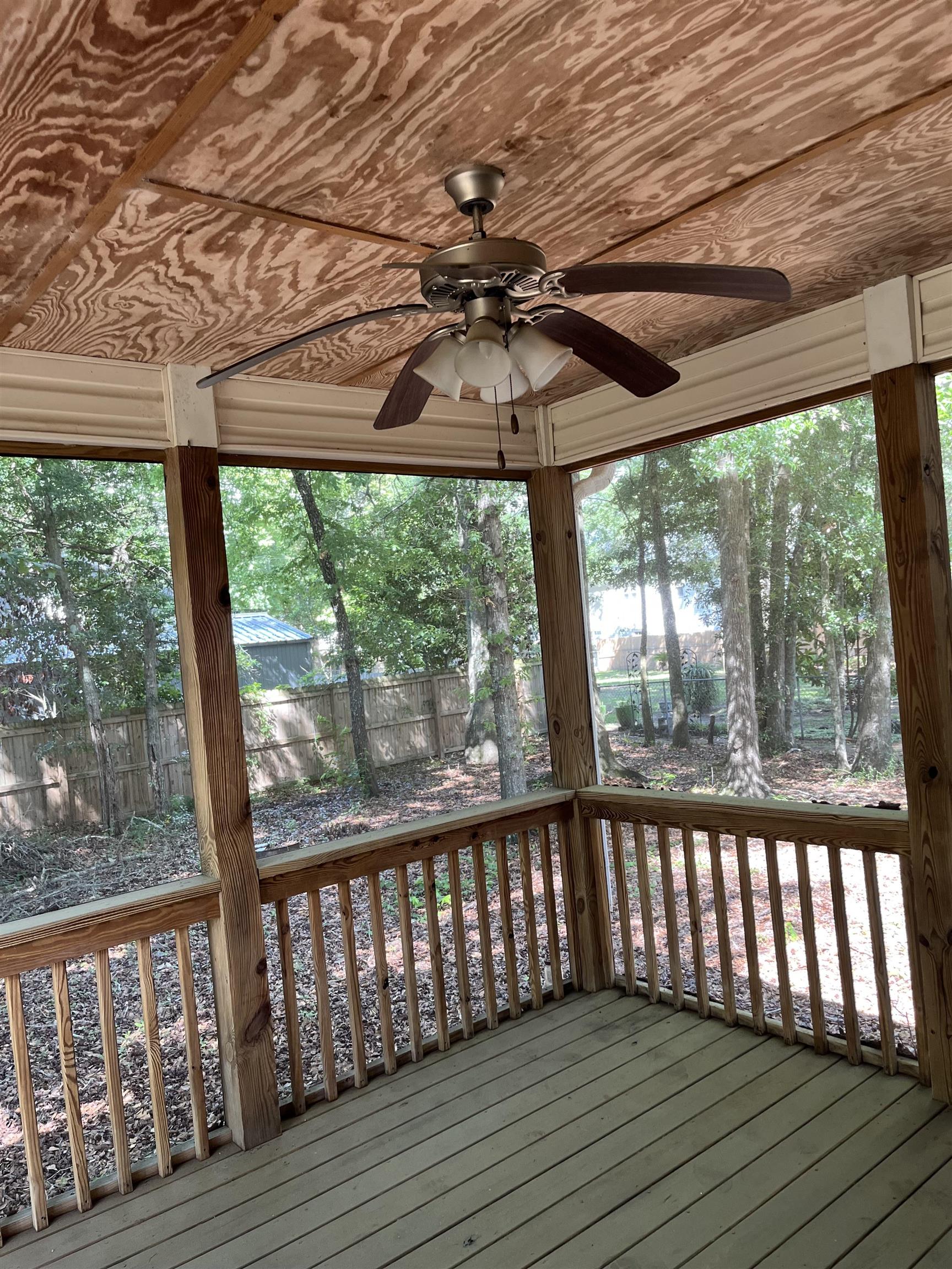 530 Bend Ave. Property Photo 8