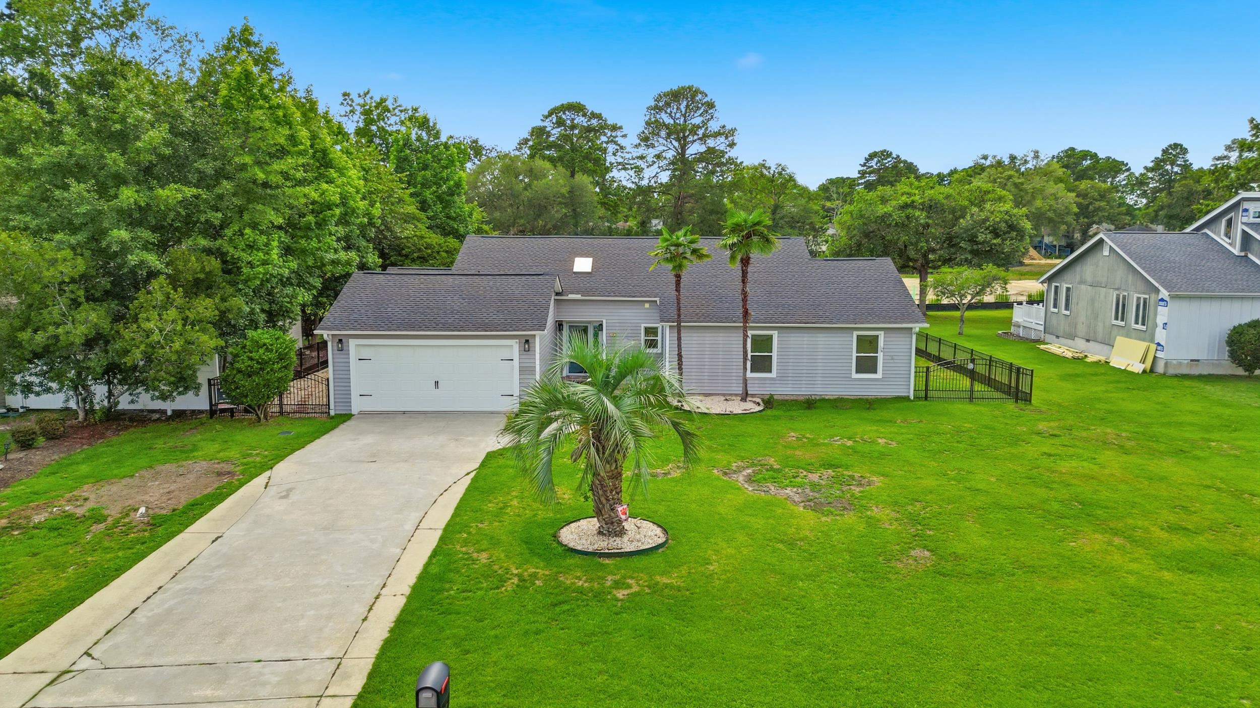105 Saint Andrews Ct. Property Photo 34