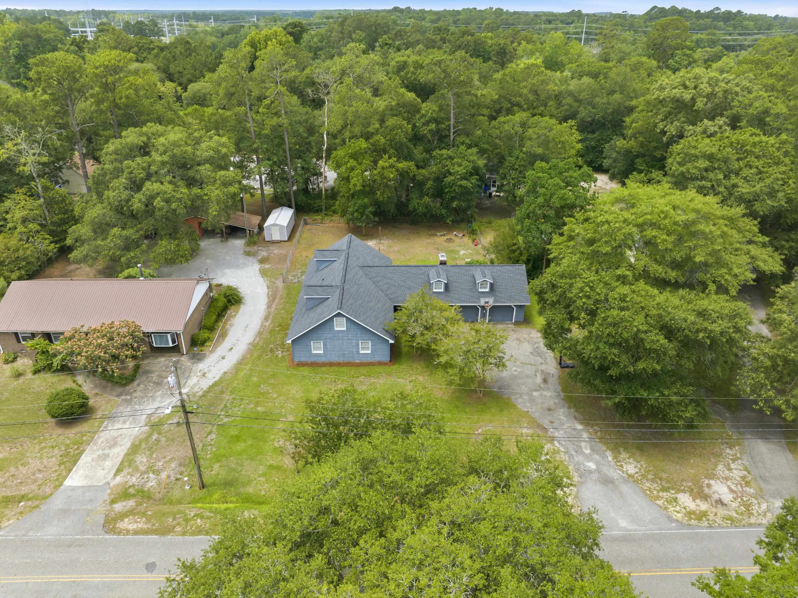 413 Paul St. Property Photo 3