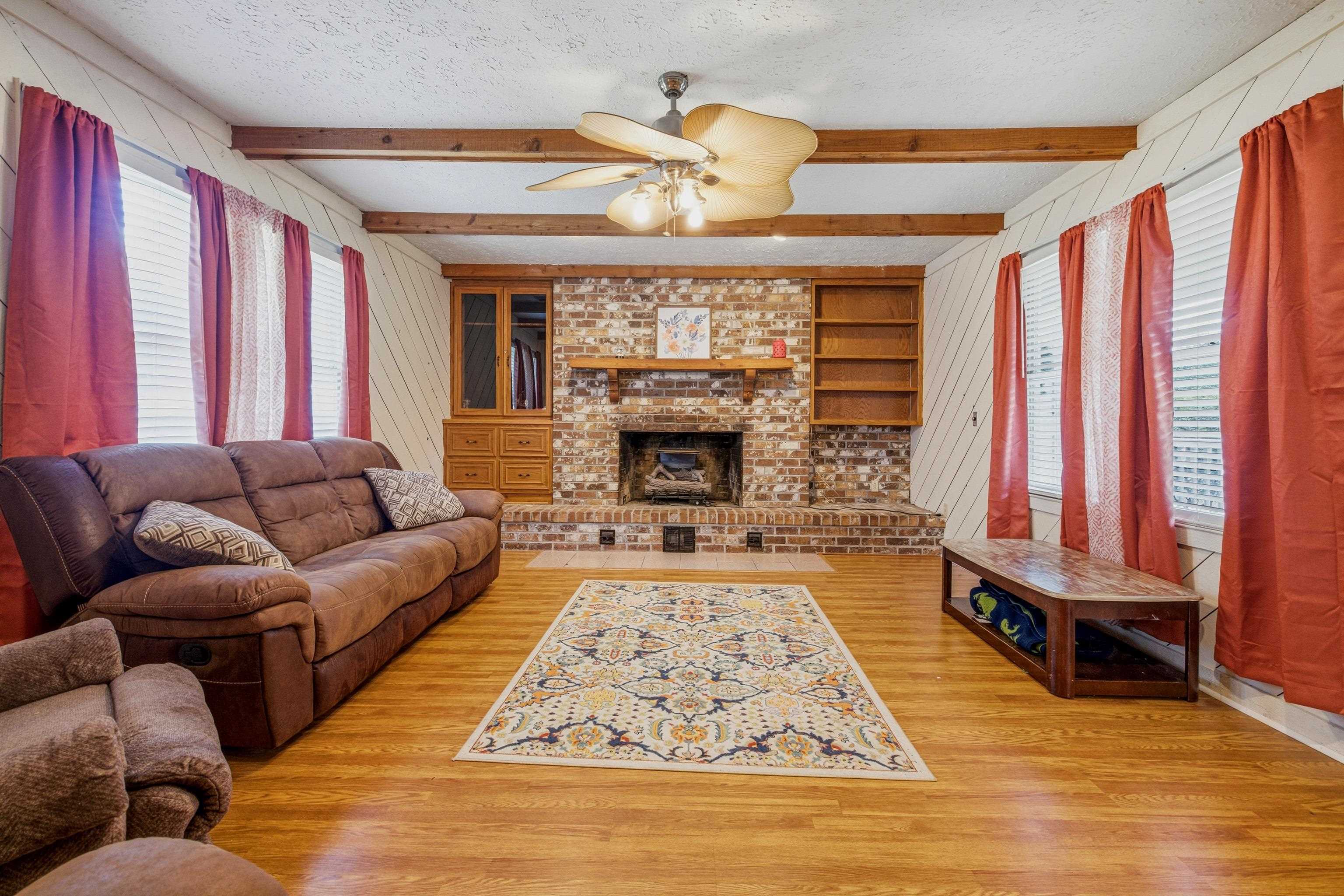 413 Paul St. Property Photo 15