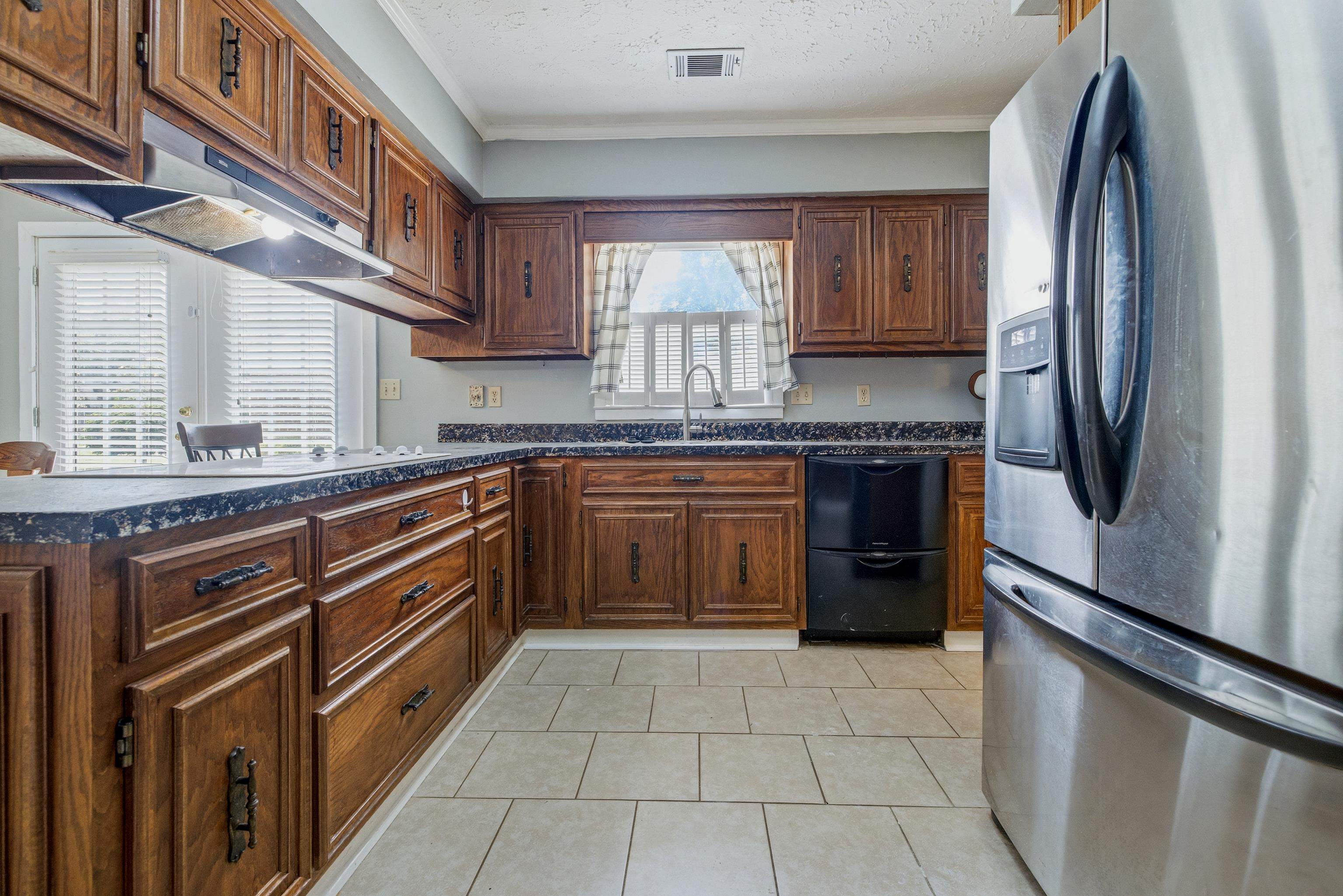 413 Paul St. Property Photo 25