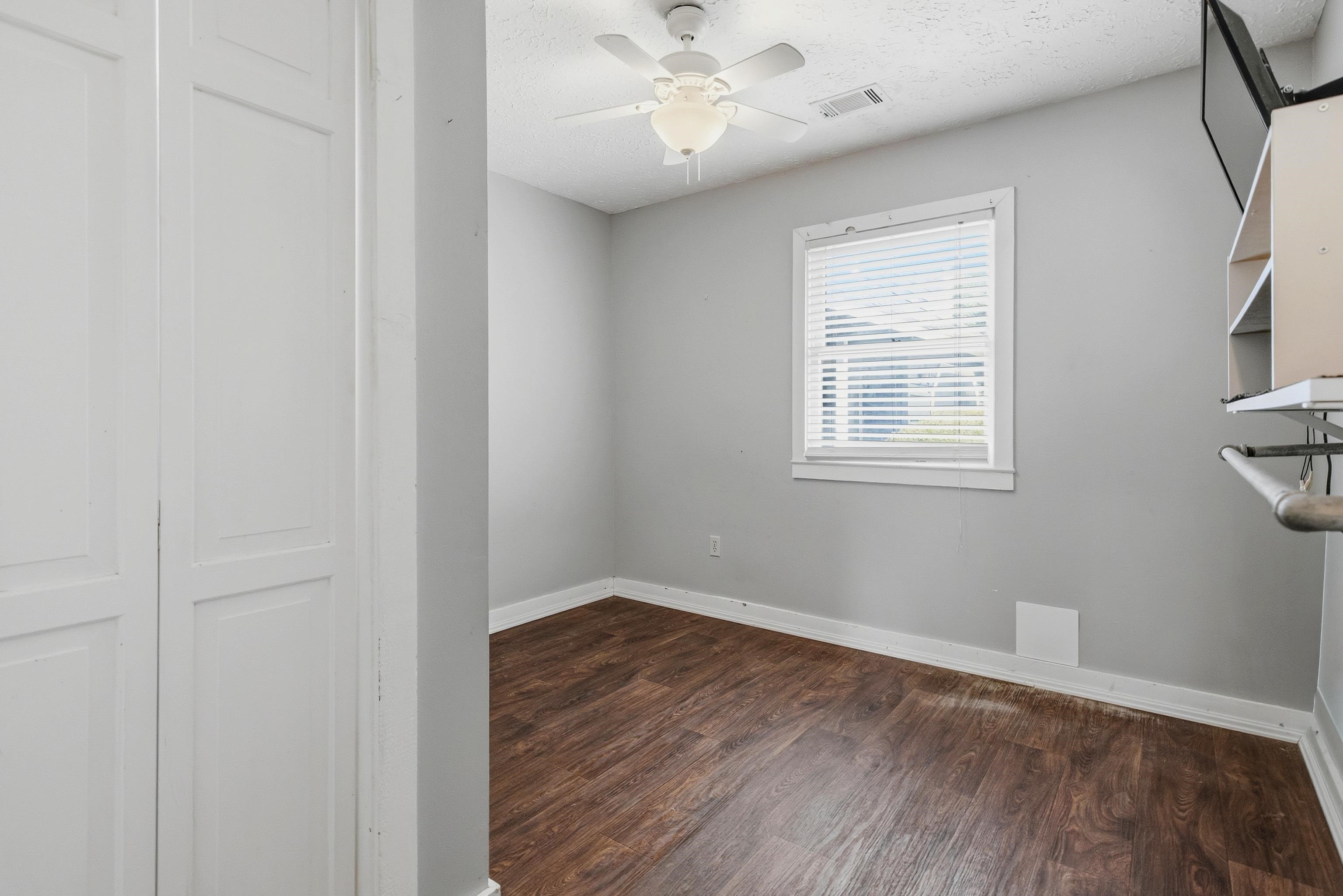 413 Paul St. Property Photo 33