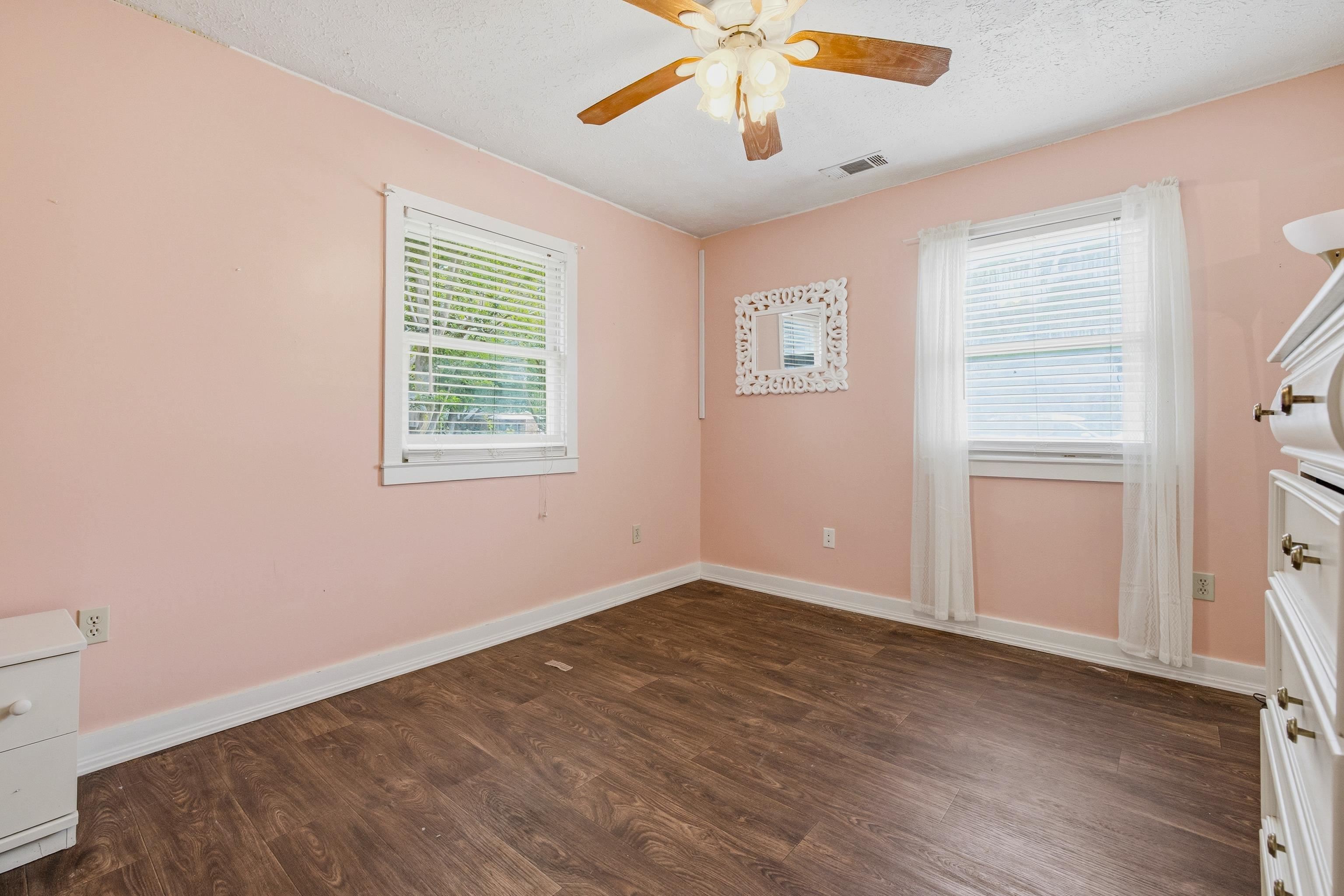 413 Paul St. Property Photo 35