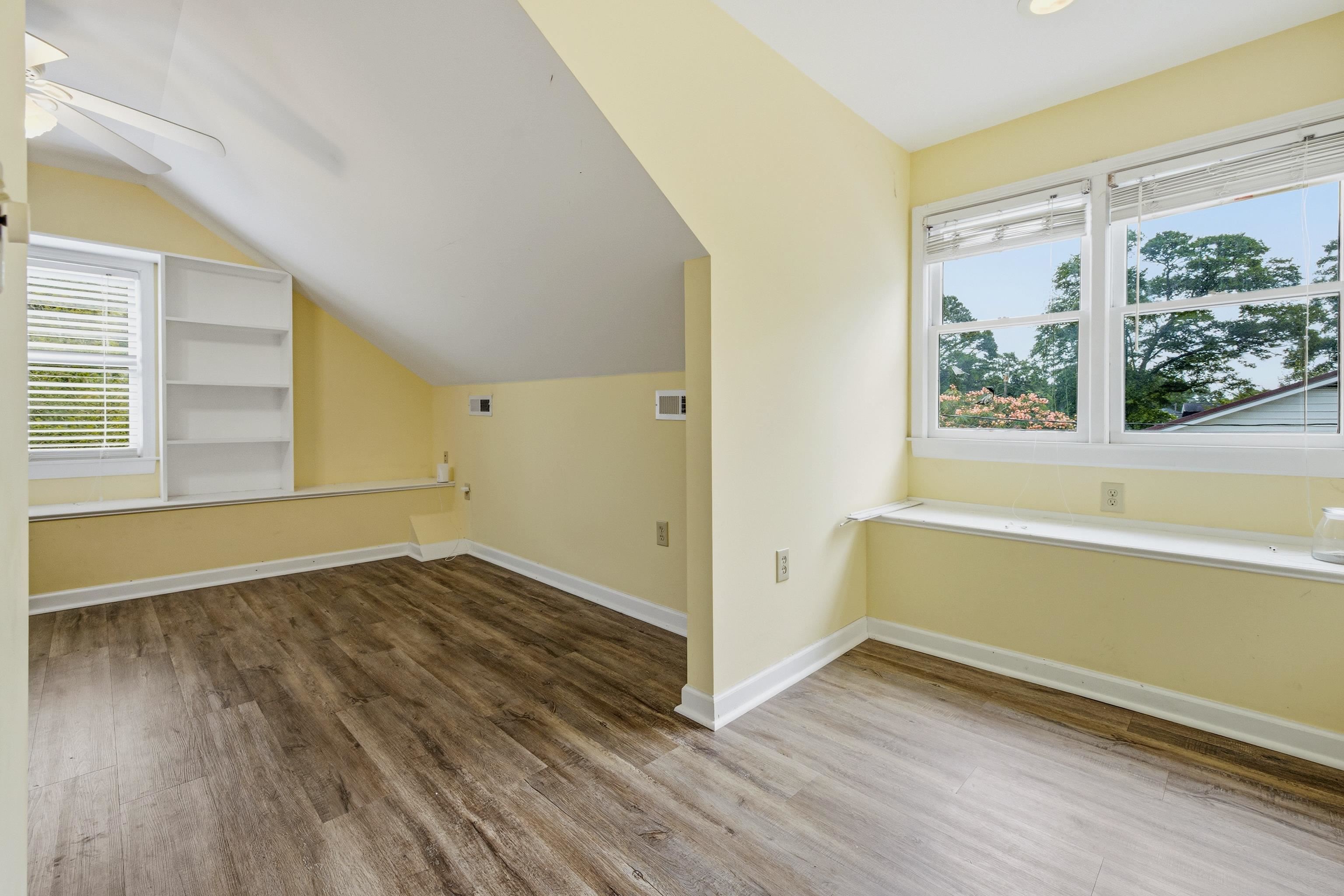 413 Paul St. Property Photo 37