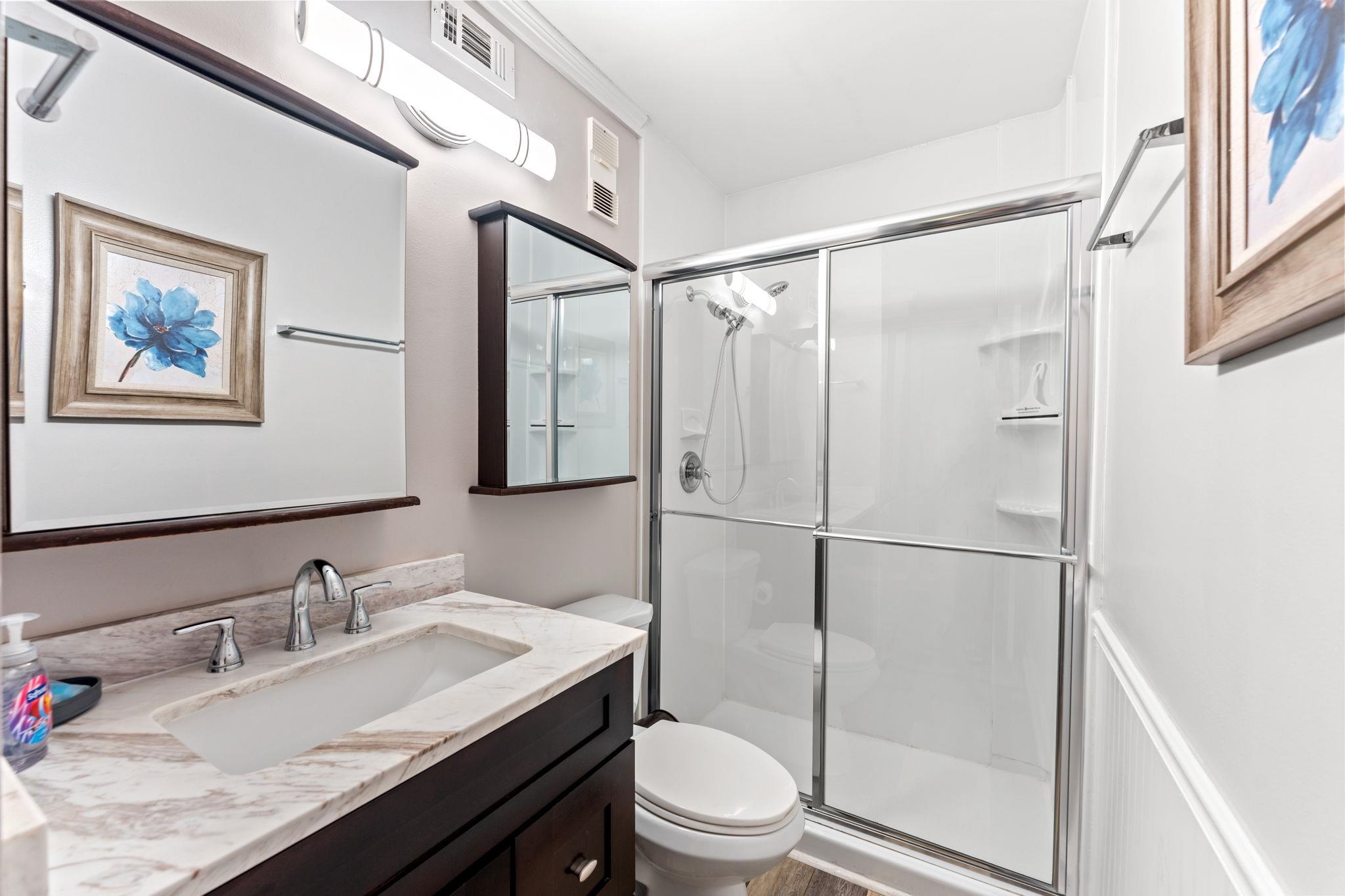 9400 Shore Dr. Property Photo 10