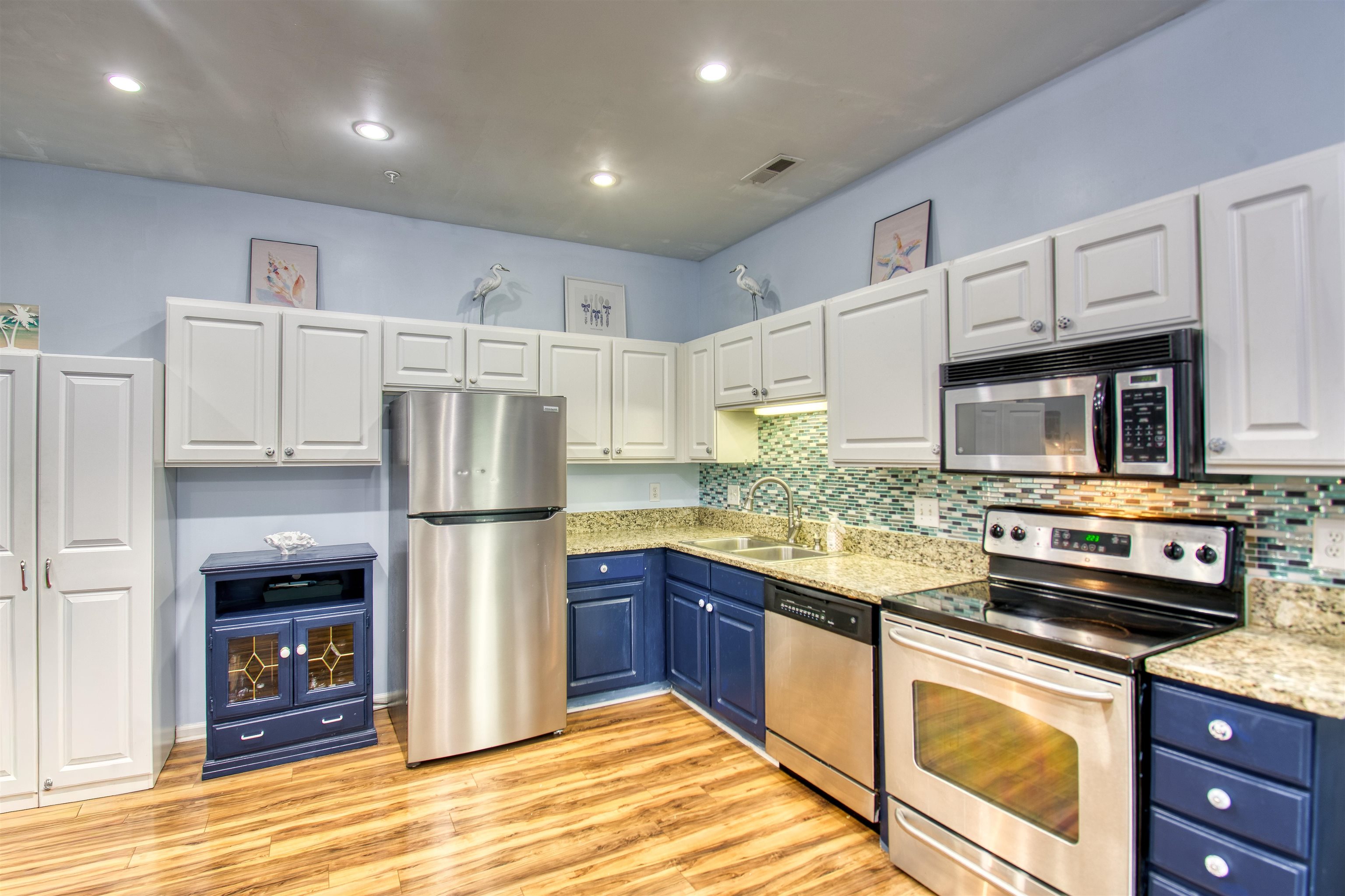 9768 Leyland Dr. Property Photo 6