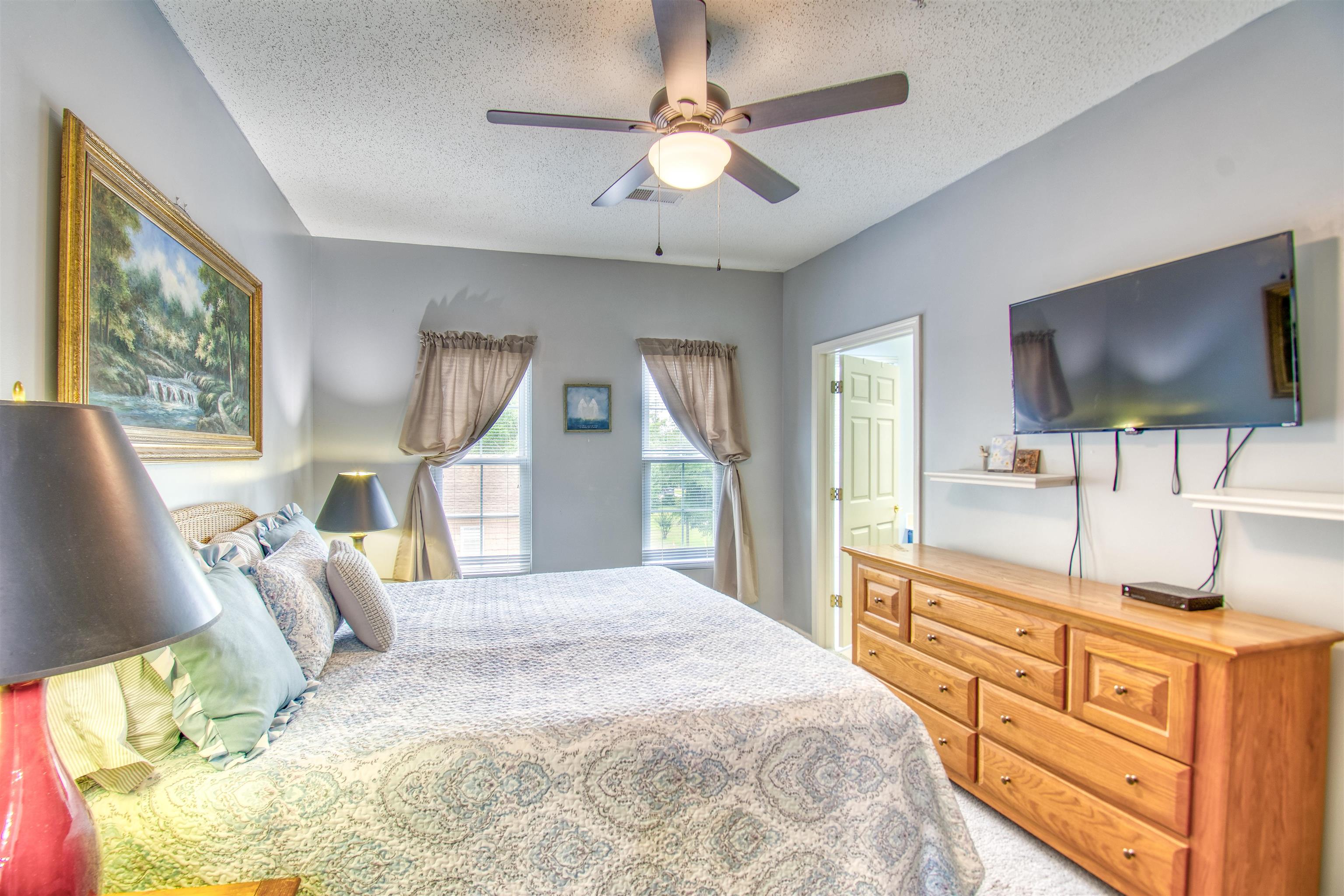 9768 Leyland Dr. Property Photo 9