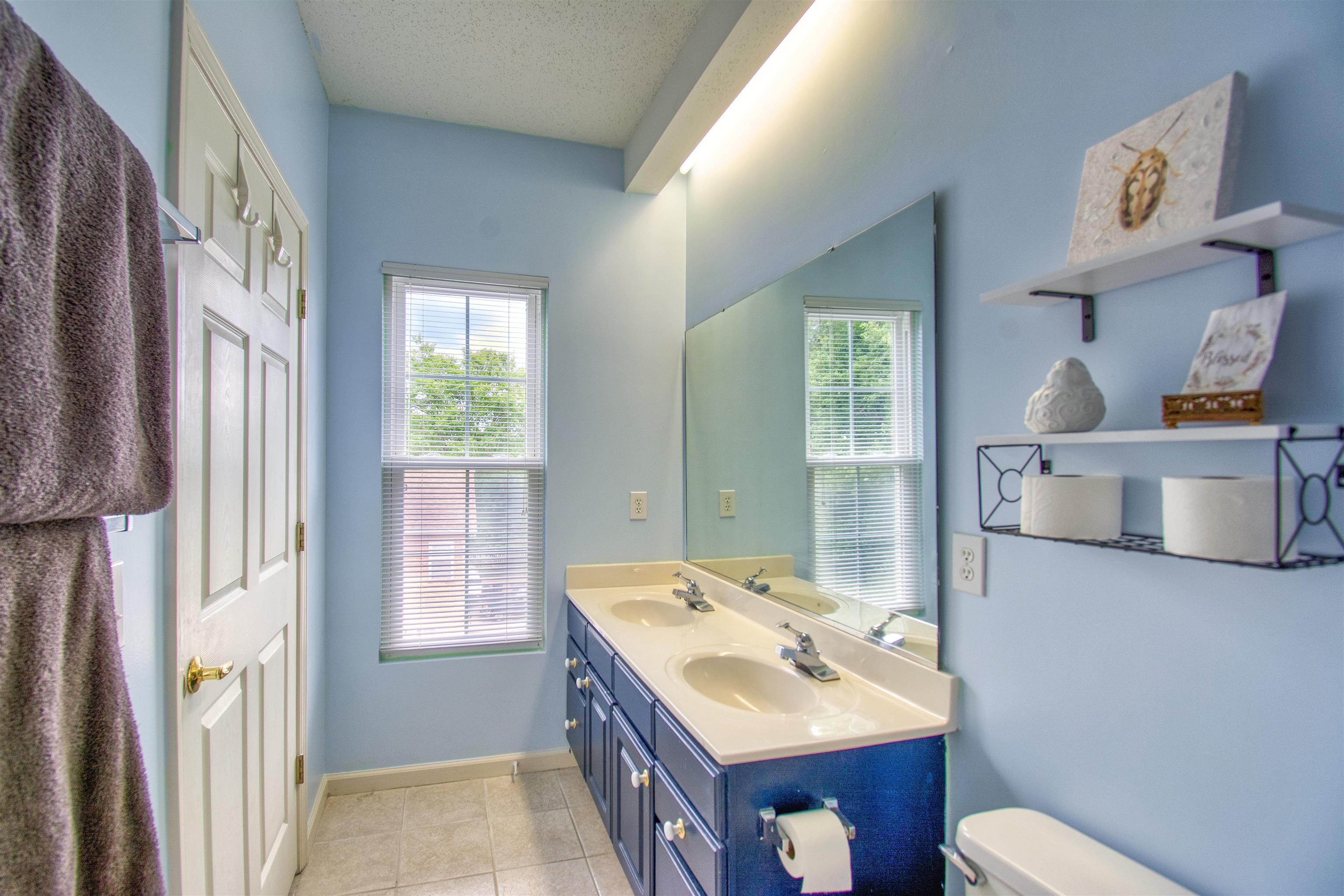 9768 Leyland Dr. Property Photo 11