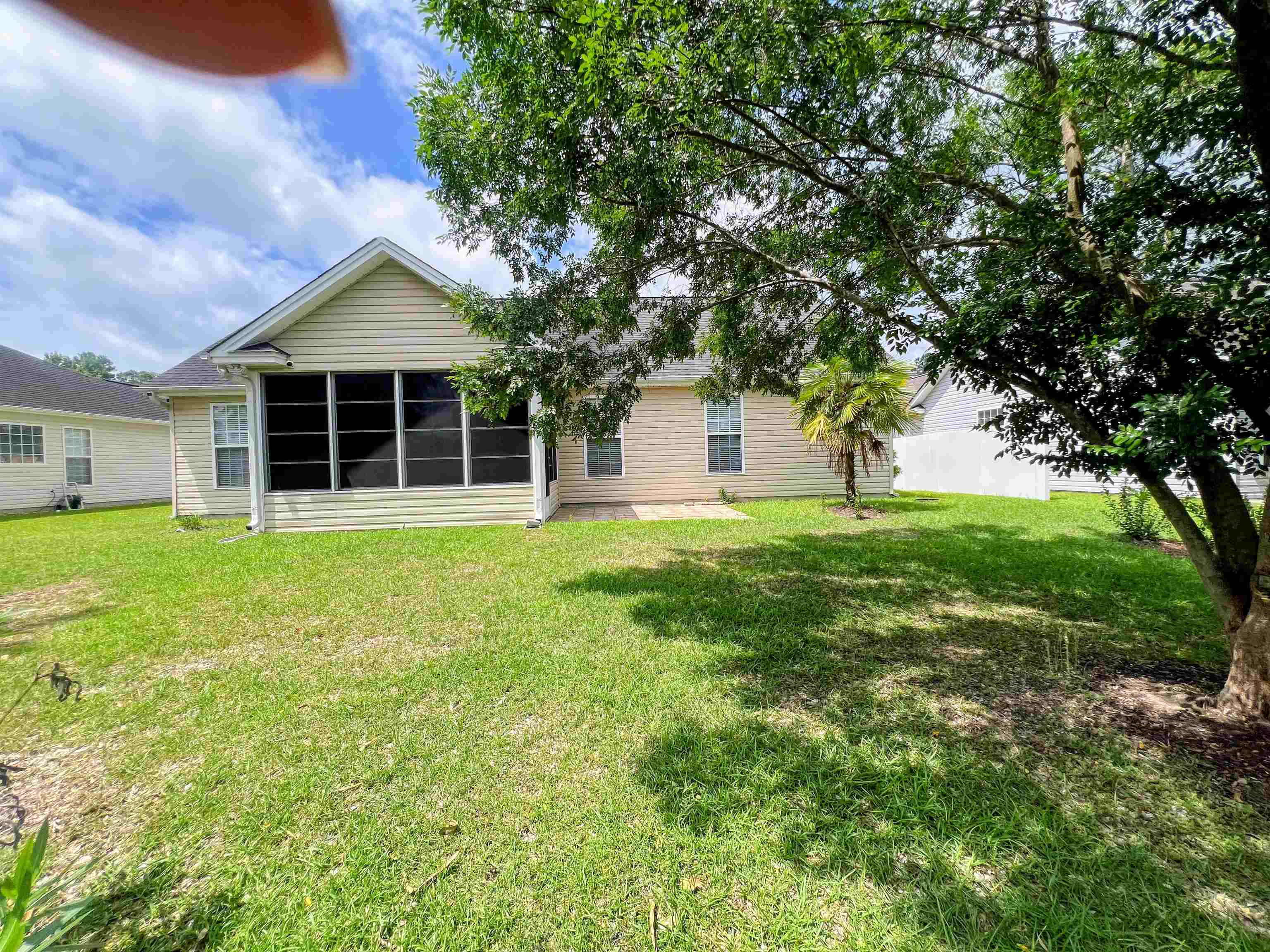 251 Colby Ct. Property Photo 2
