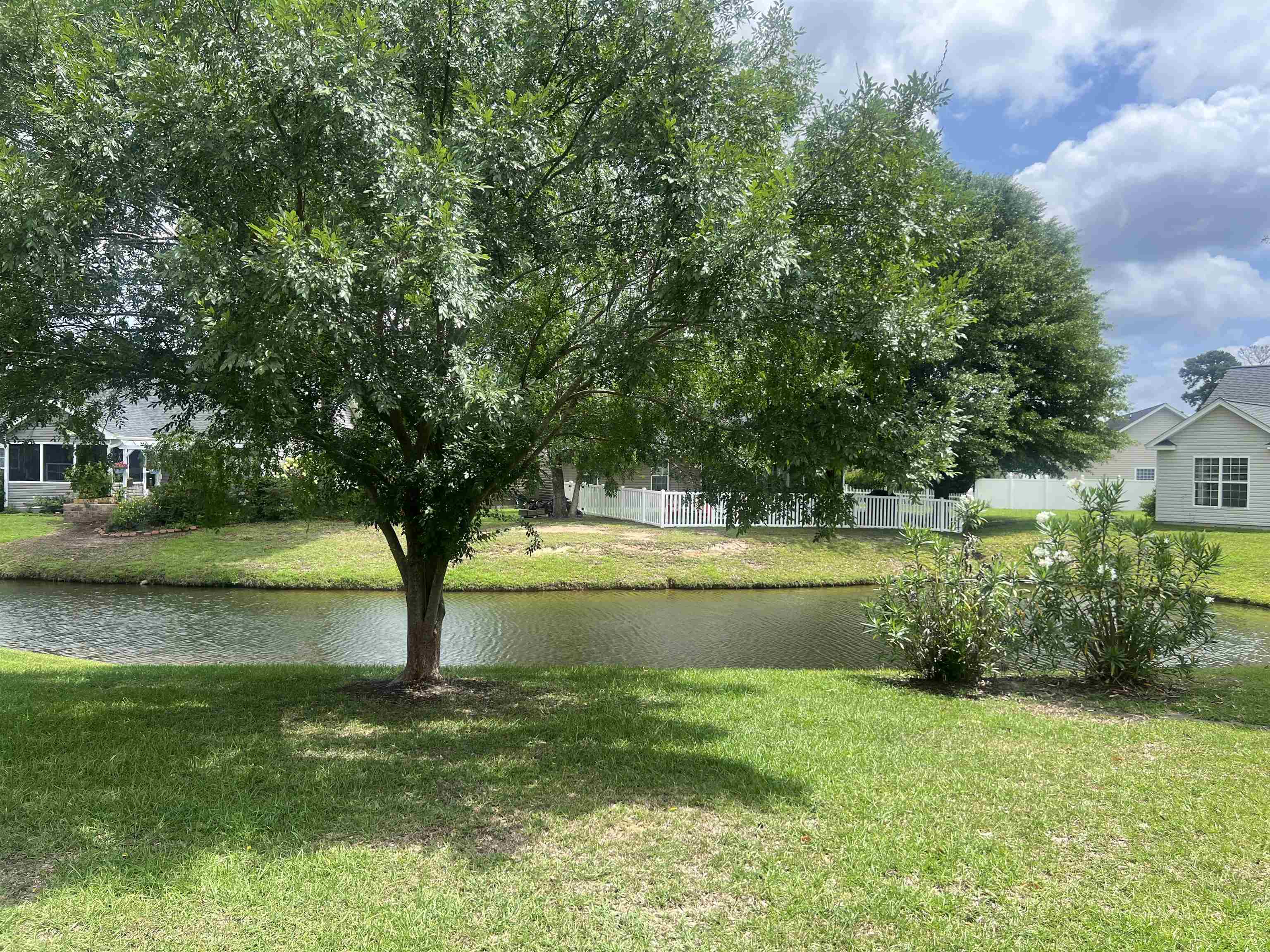 251 Colby Ct. Property Photo 3
