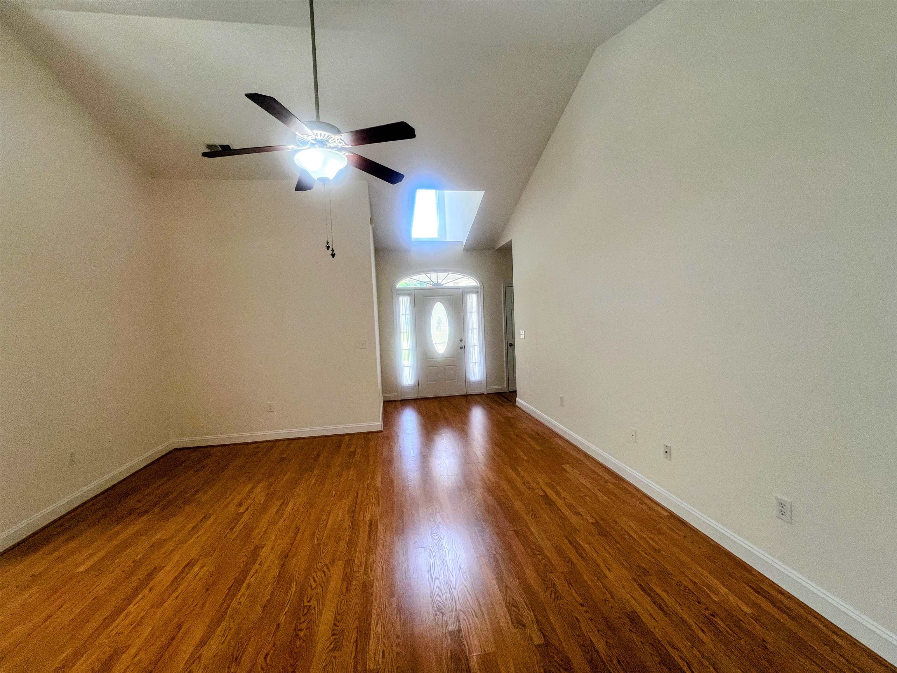251 Colby Ct. Property Photo 7