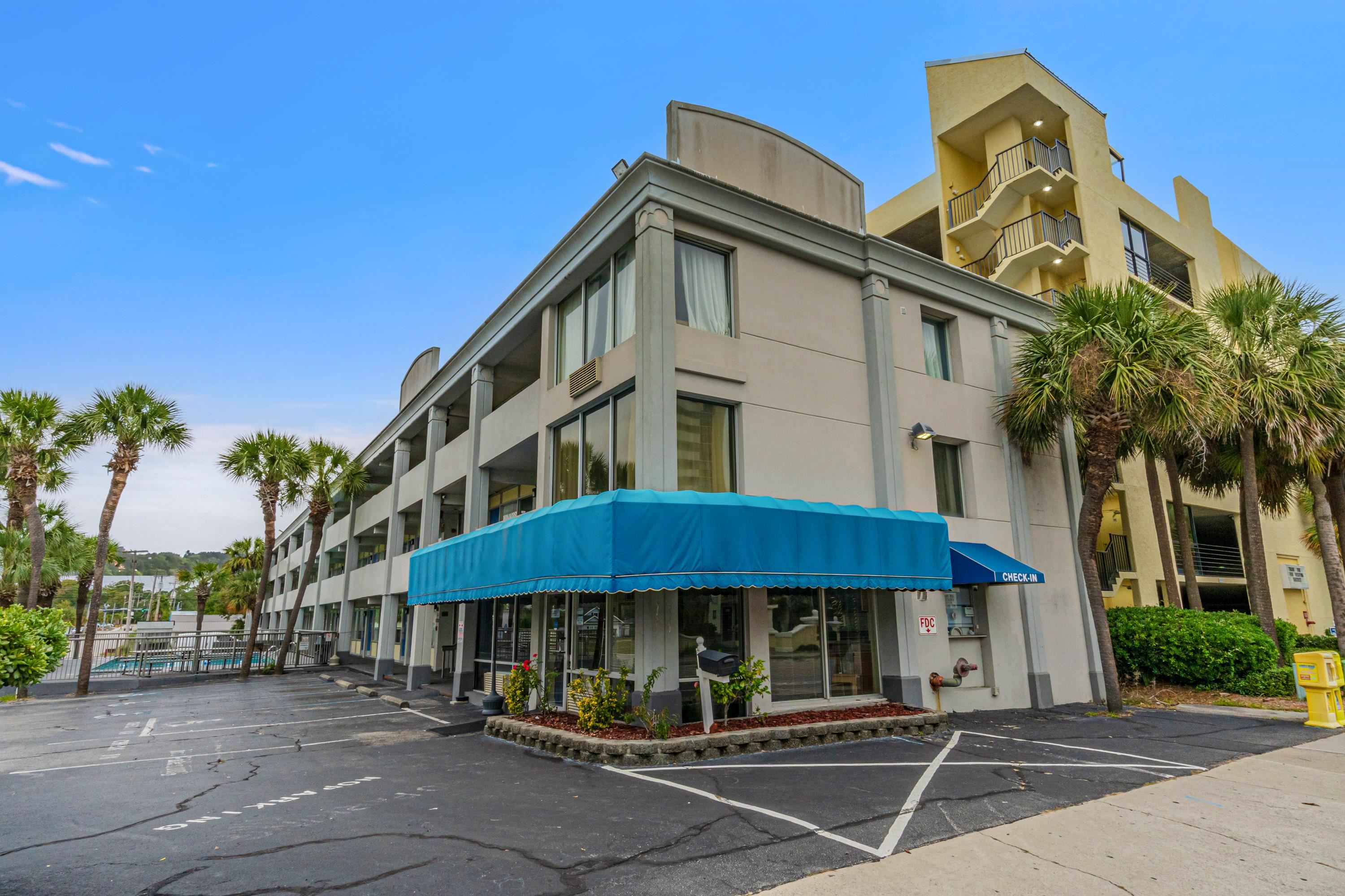 806 S Ocean Blvd. Property Photo 2