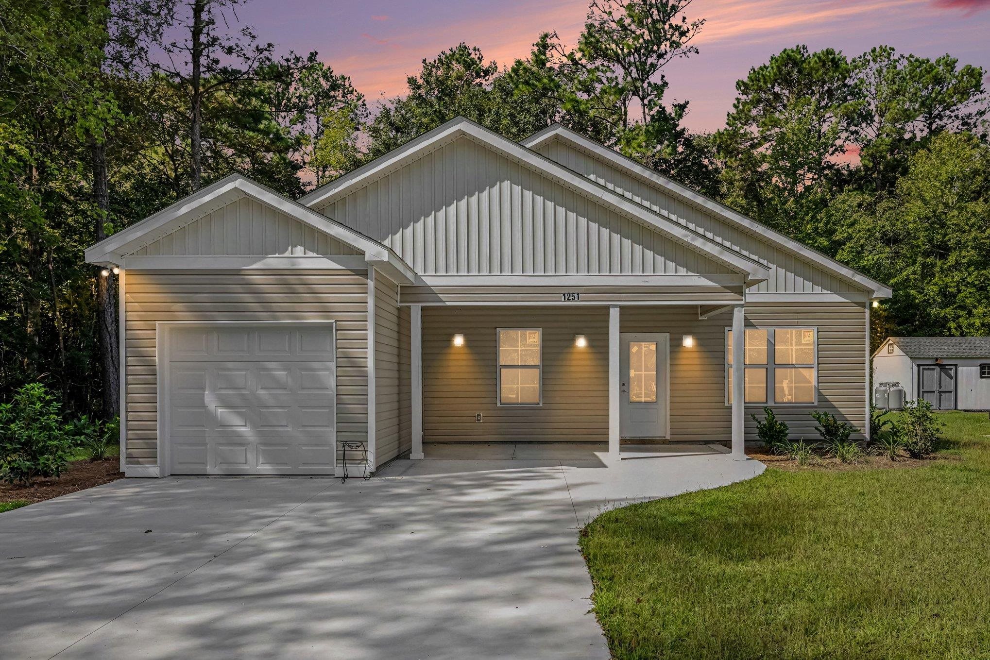 1251 Scenic Dr. Property Photo 1