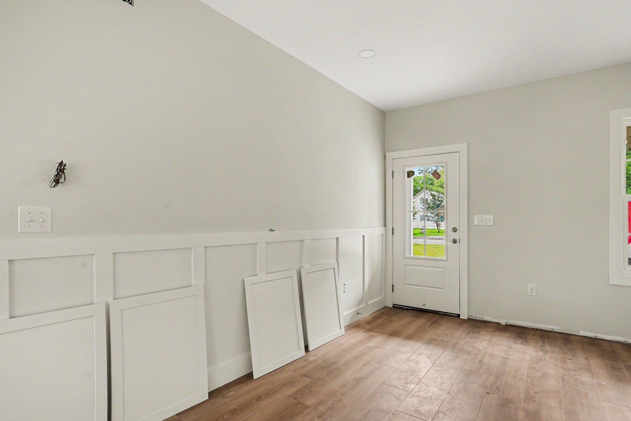 1251 Scenic Dr. Property Photo 3