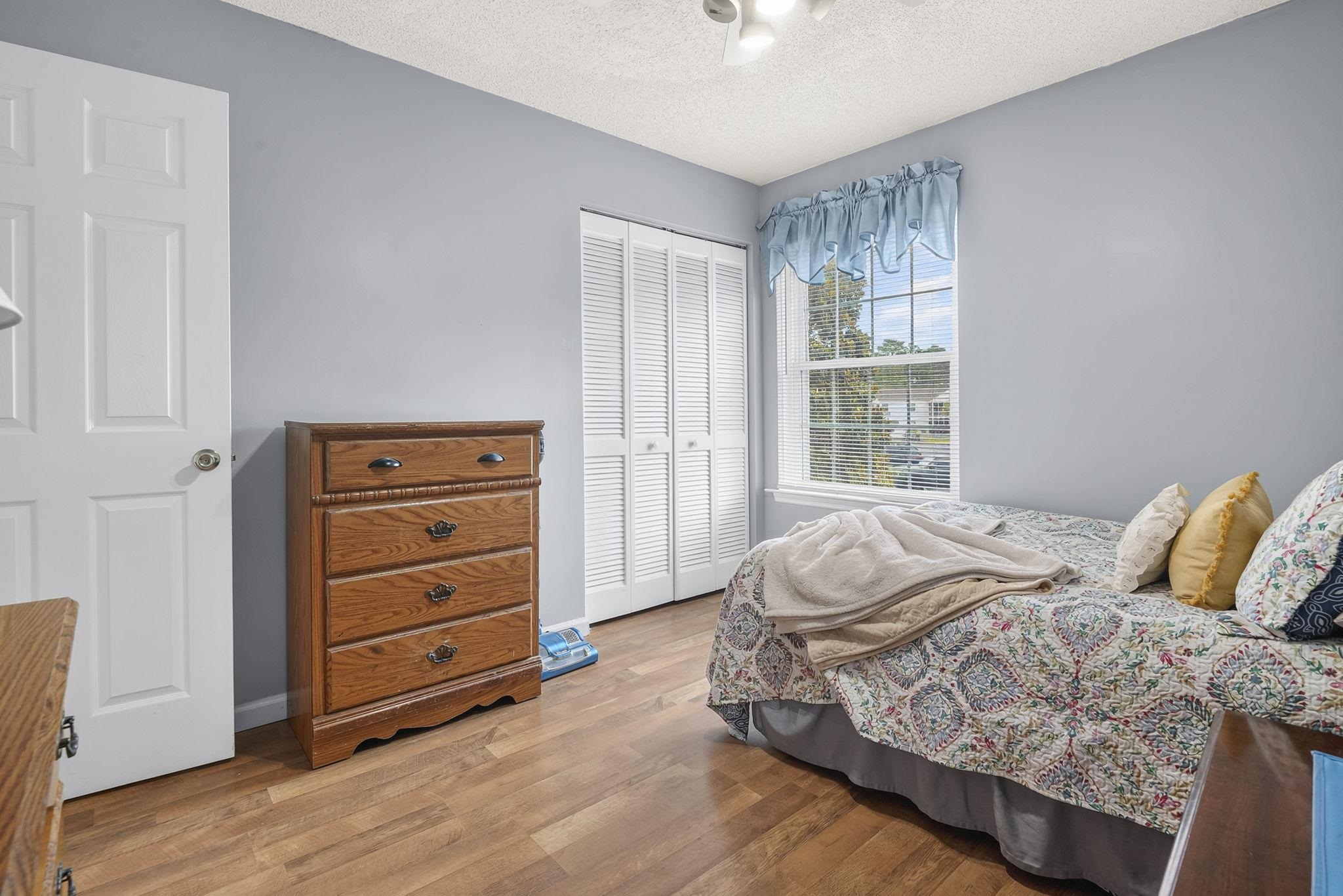 2150 Clearwater Dr. Property Photo 28