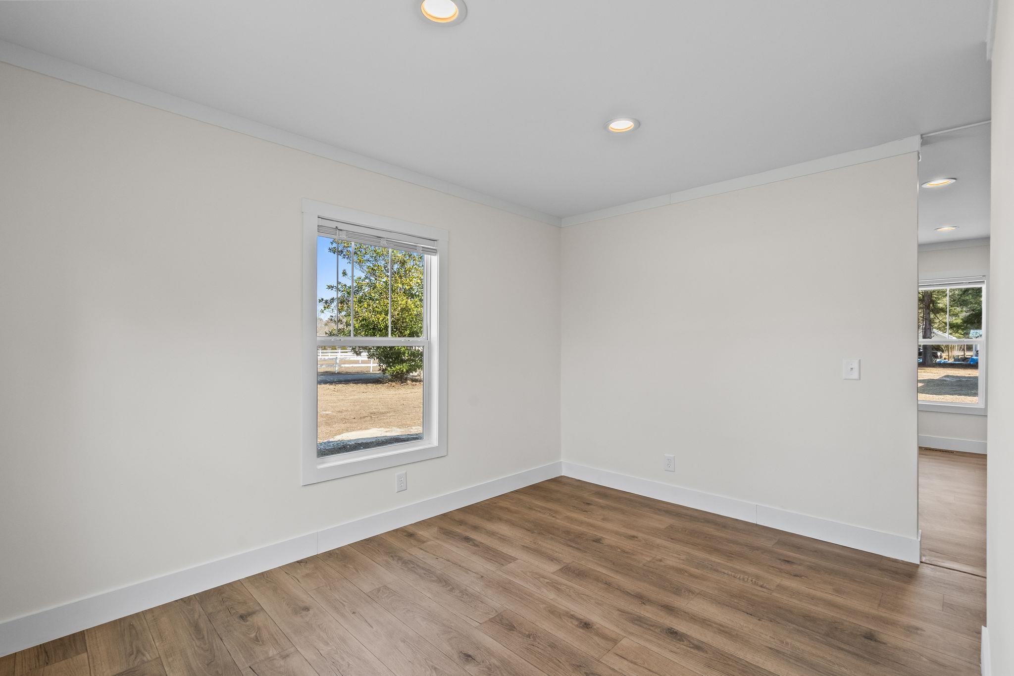 2409 Satellite Circle Property Photo 17