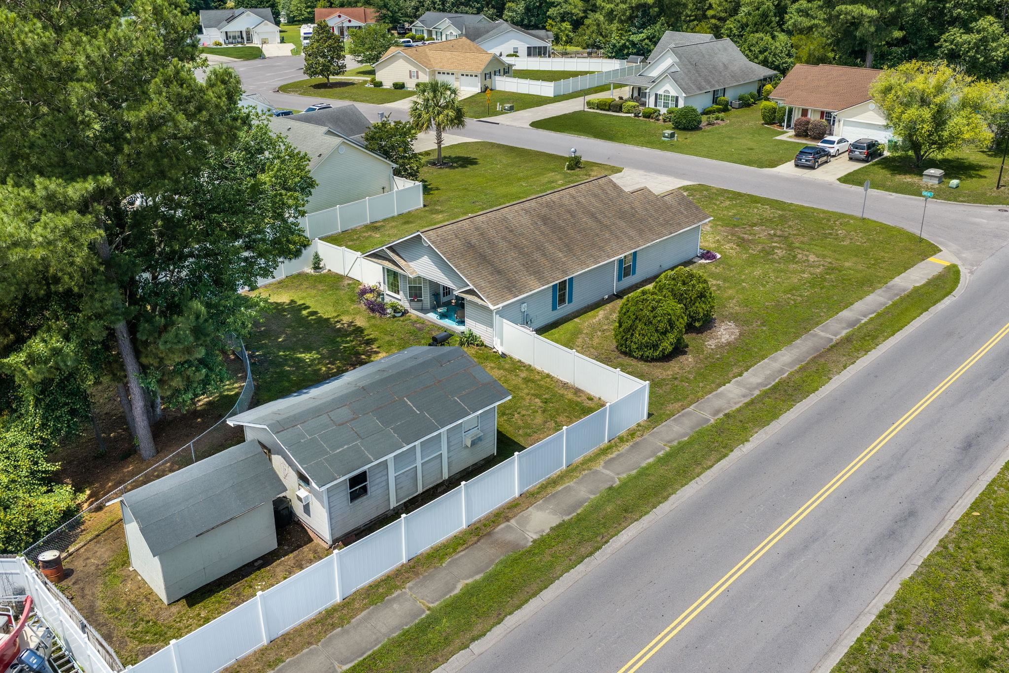 1001 Chateau Dr. Property Photo 22