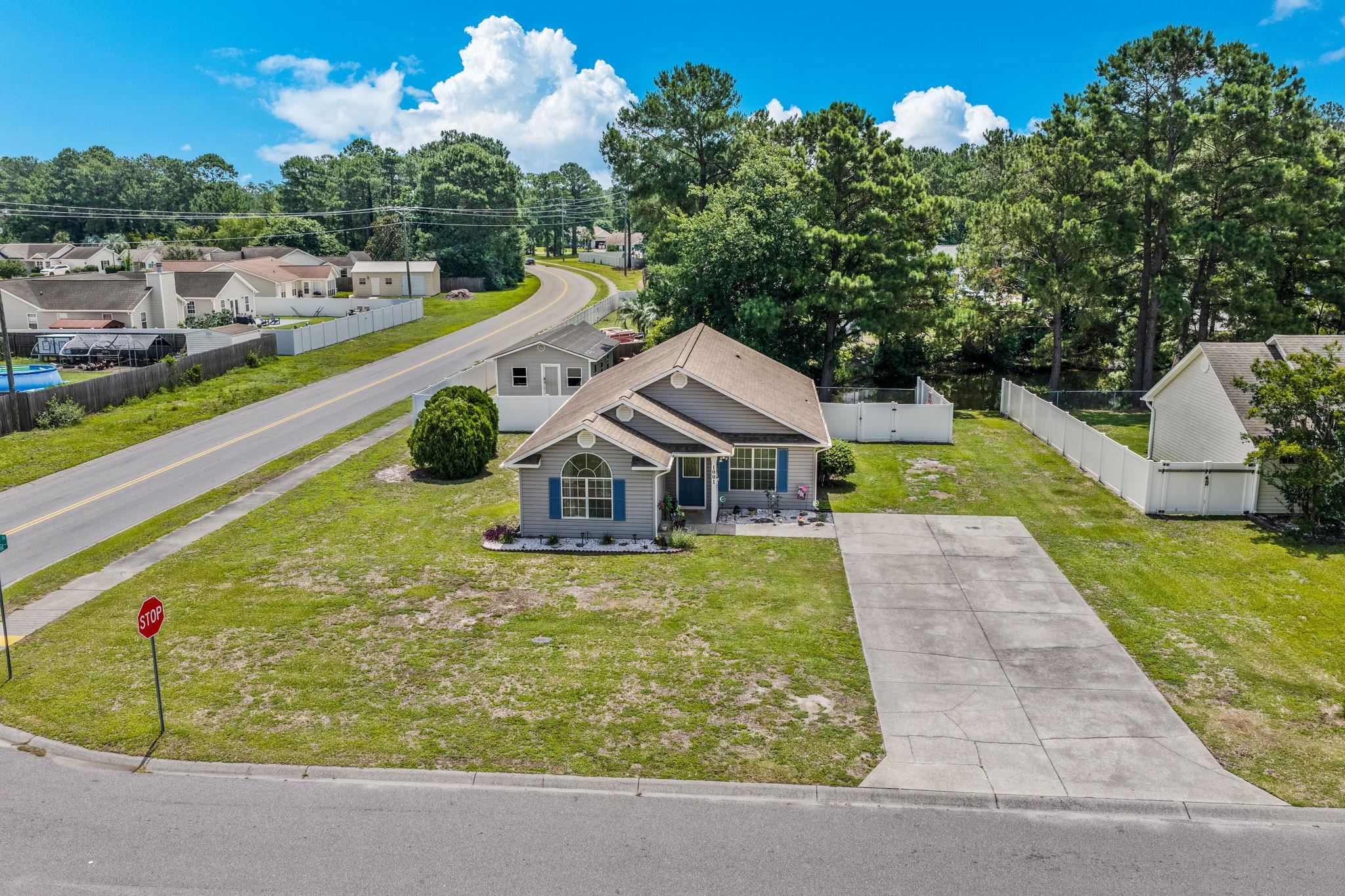 1001 Chateau Dr. Property Photo 31