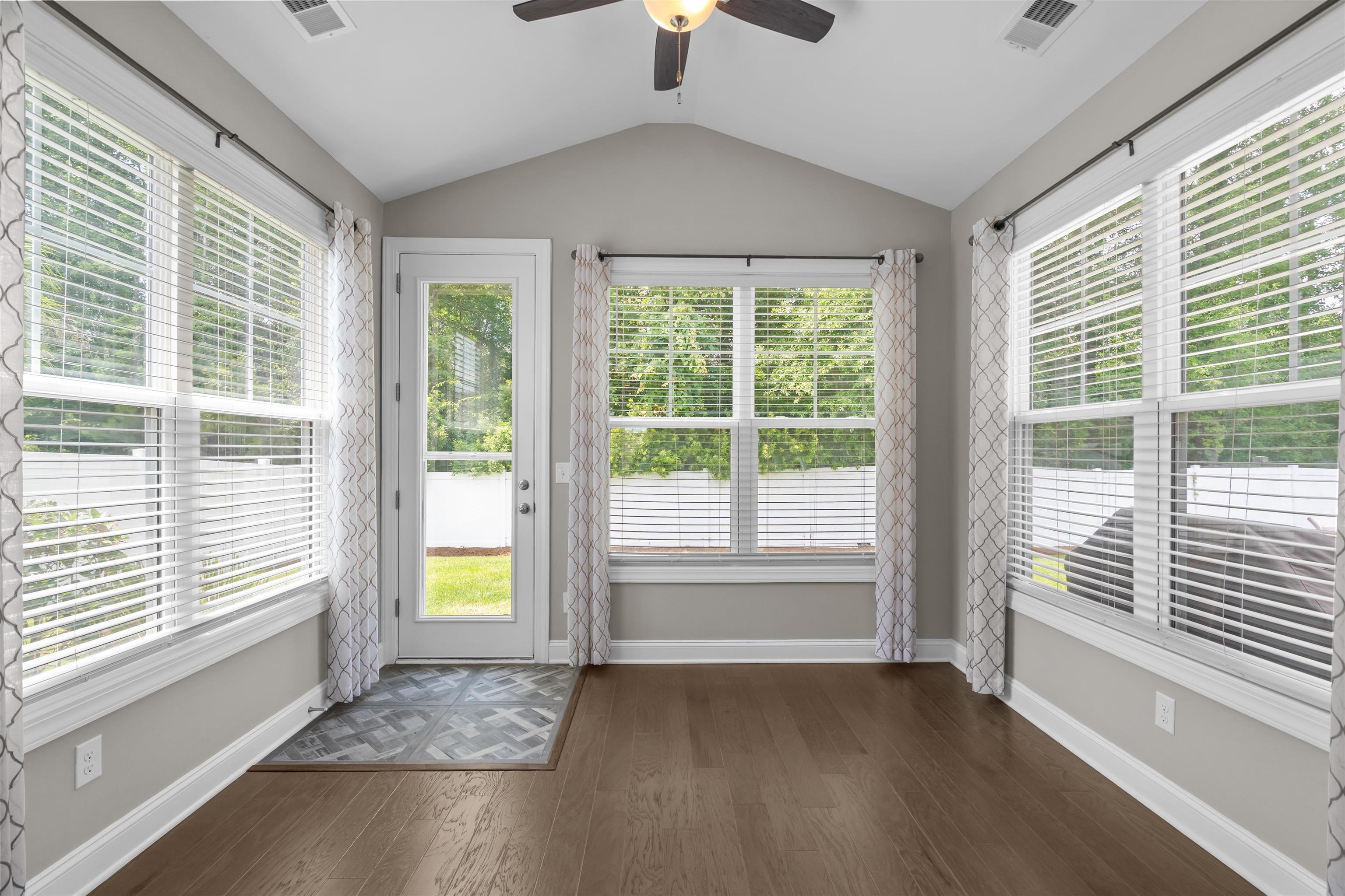 5235 Stockyard Loop Property Photo 11