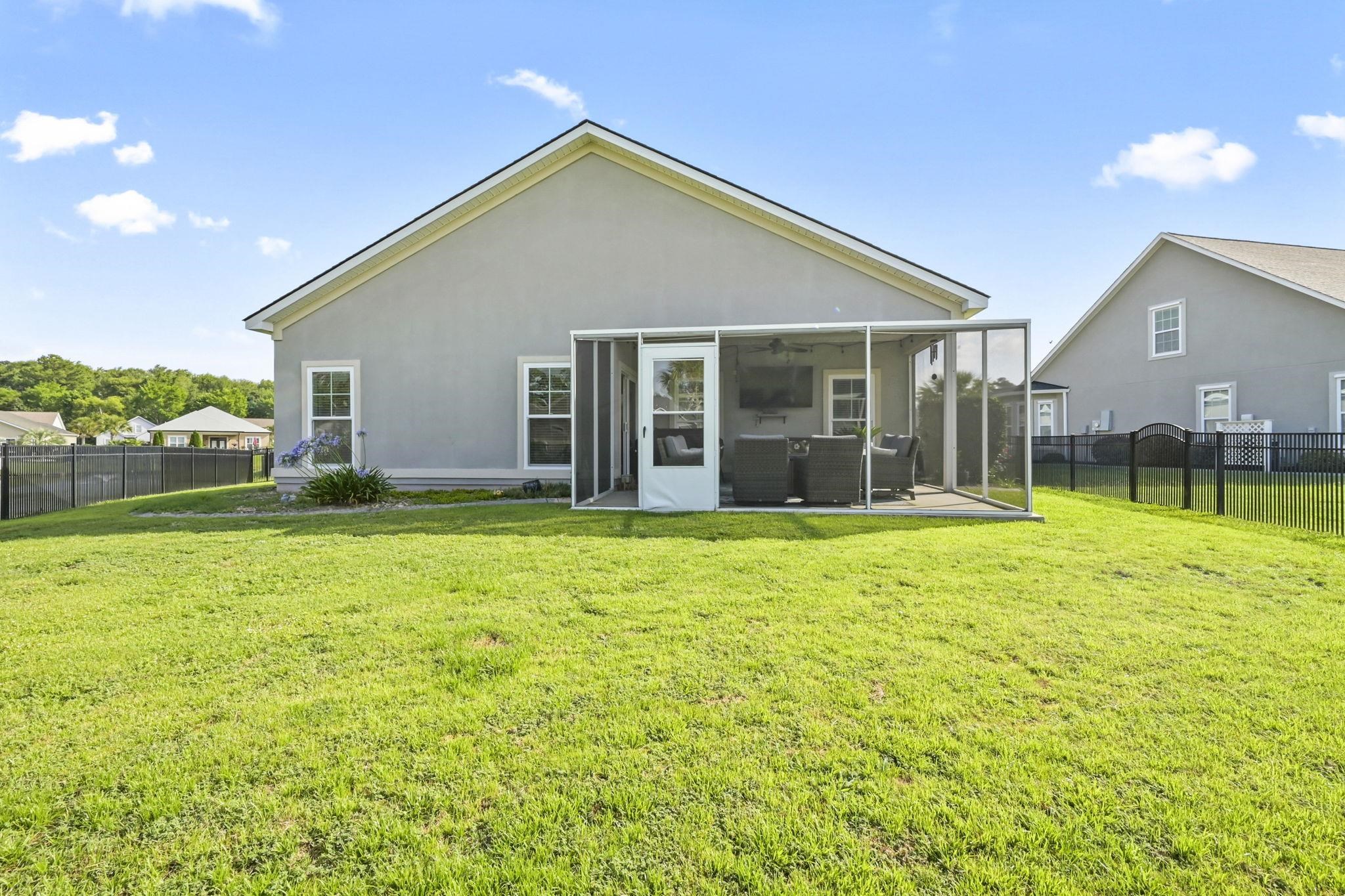 830 Covelo Ln. Property Photo 24