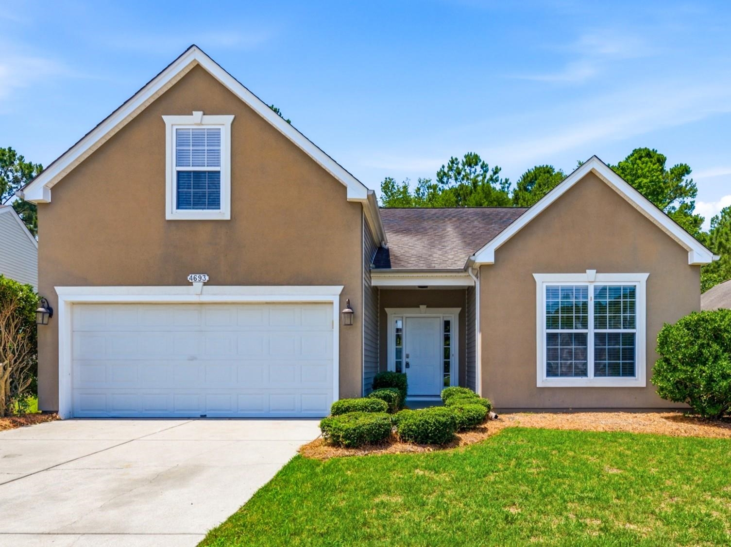 4693 Farm Lake Dr. Property Photo 1