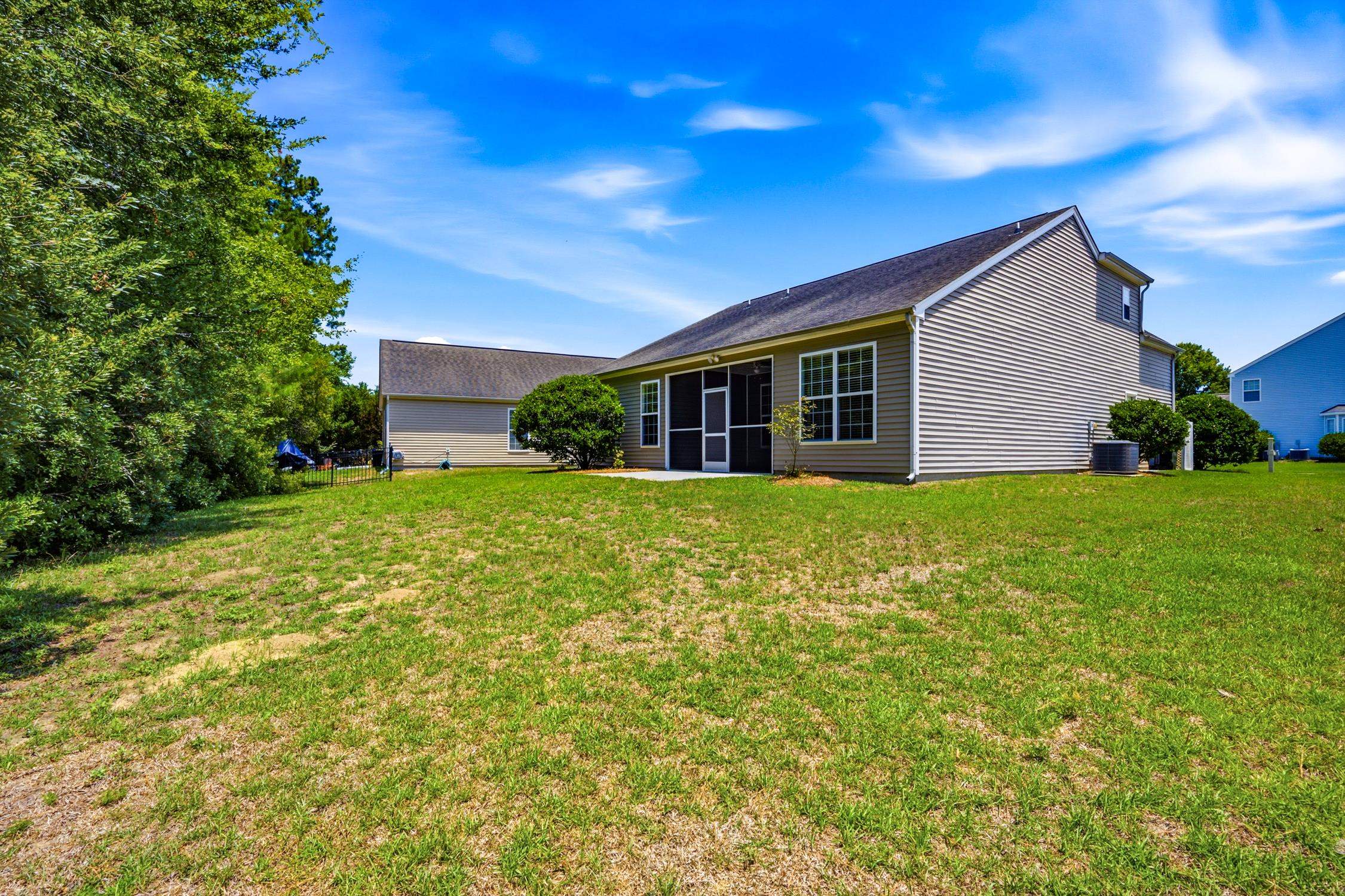 4693 Farm Lake Dr. Property Photo 19
