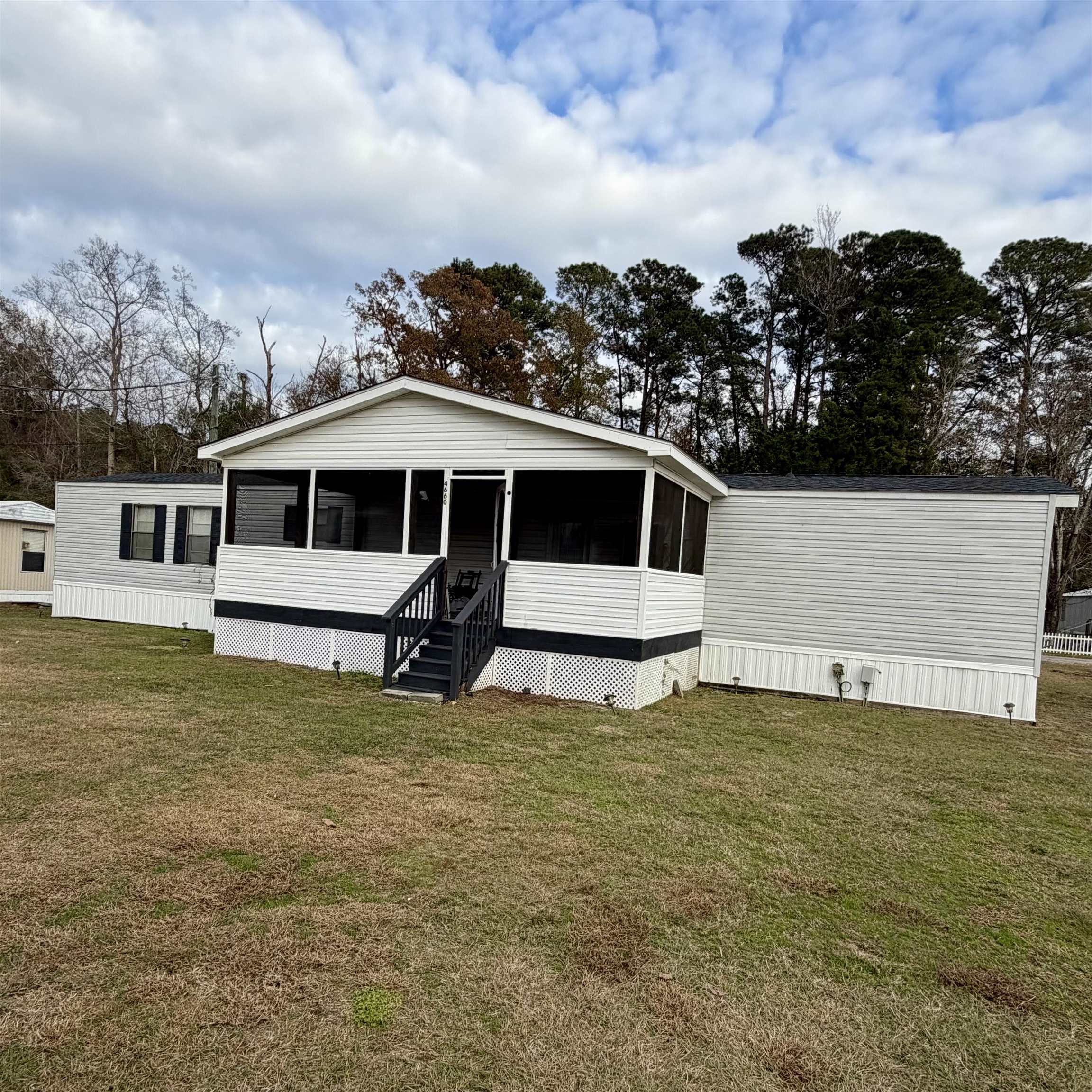 4660 Home Place Circle Property Photo 2