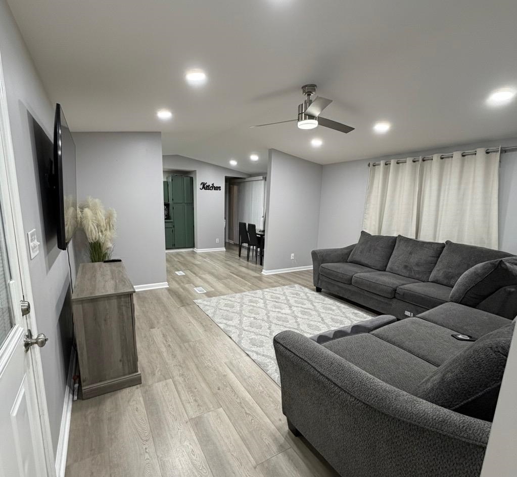 4660 Home Place Circle Property Photo 3