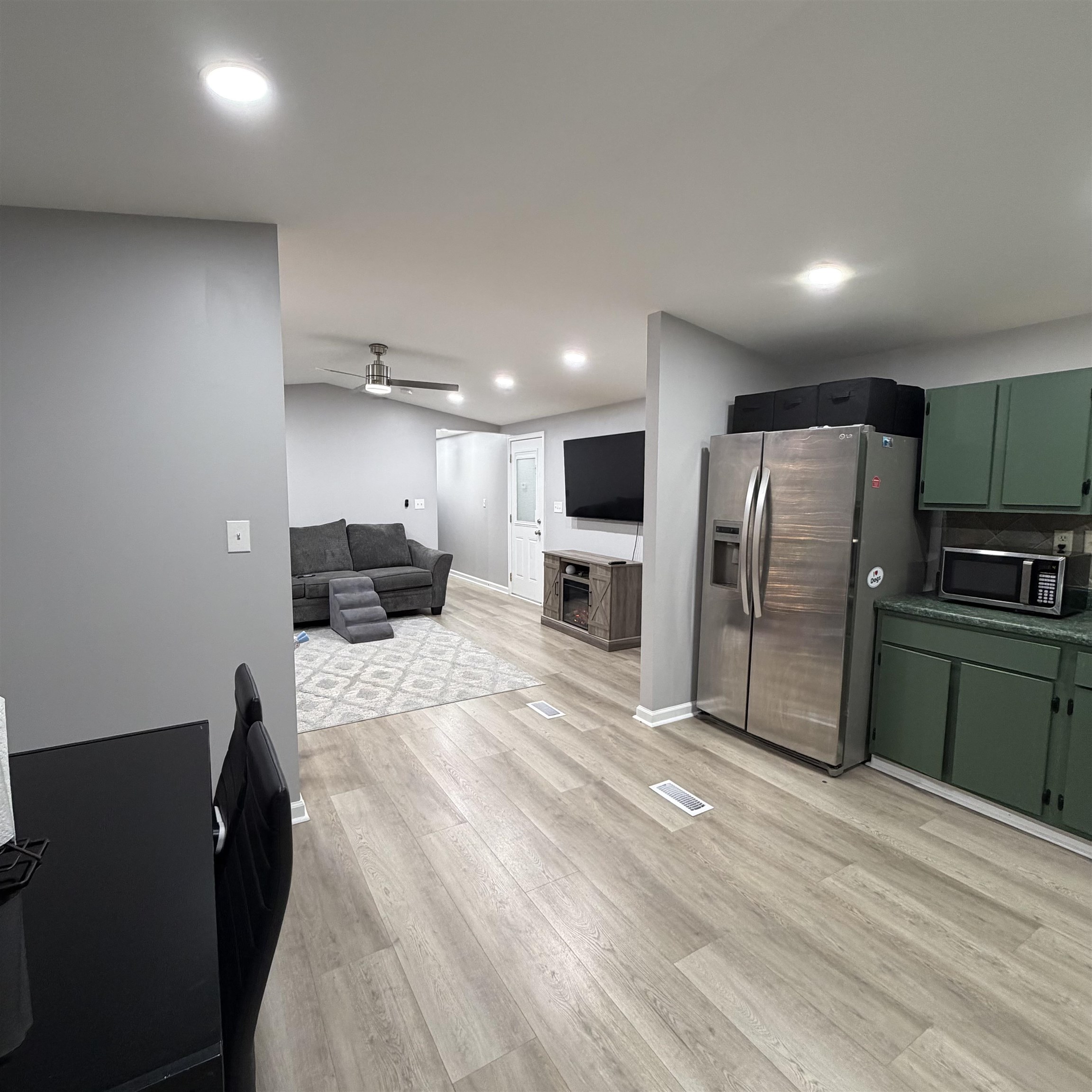 4660 Home Place Circle Property Photo 5