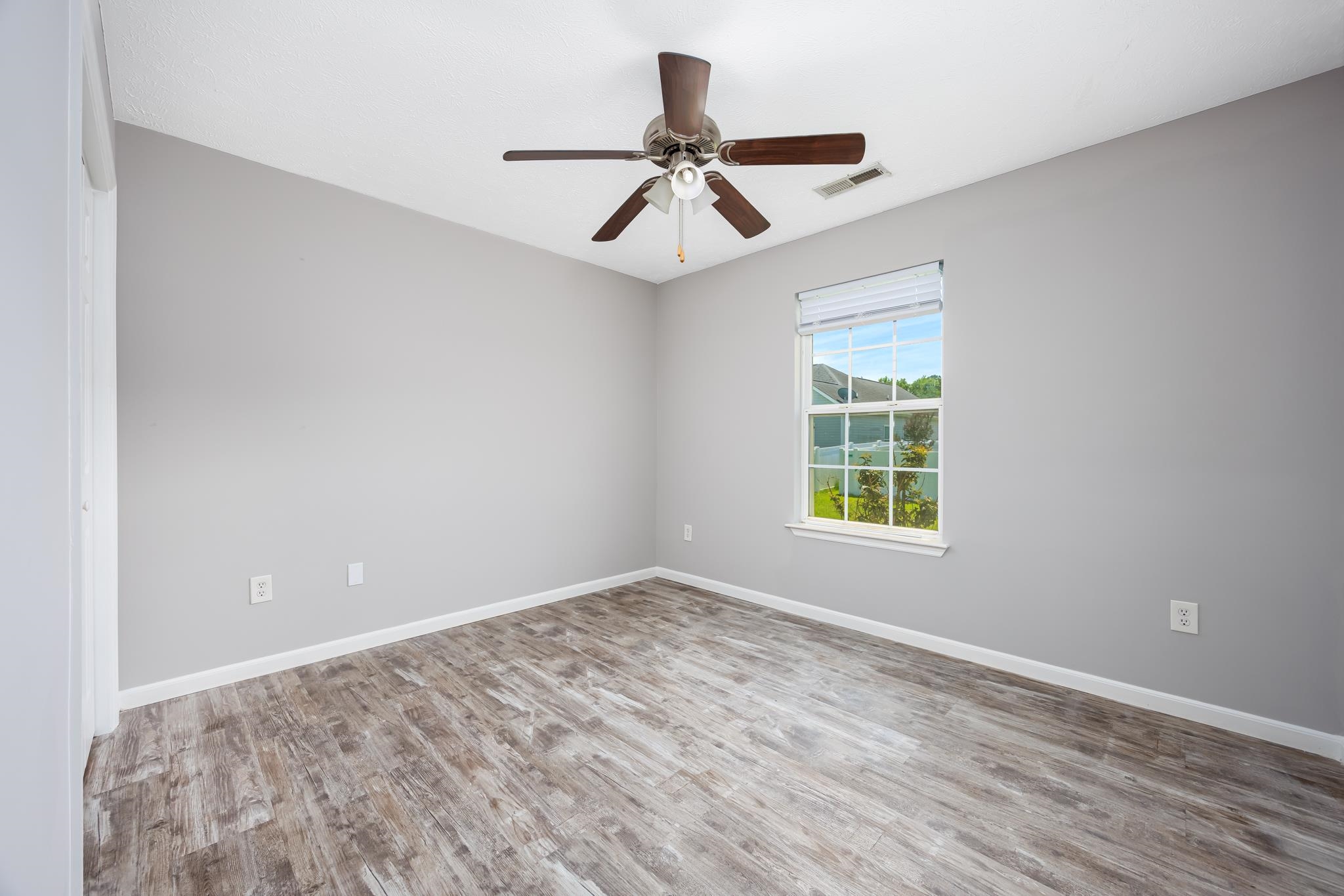 151 Heath Dr. Property Photo 29