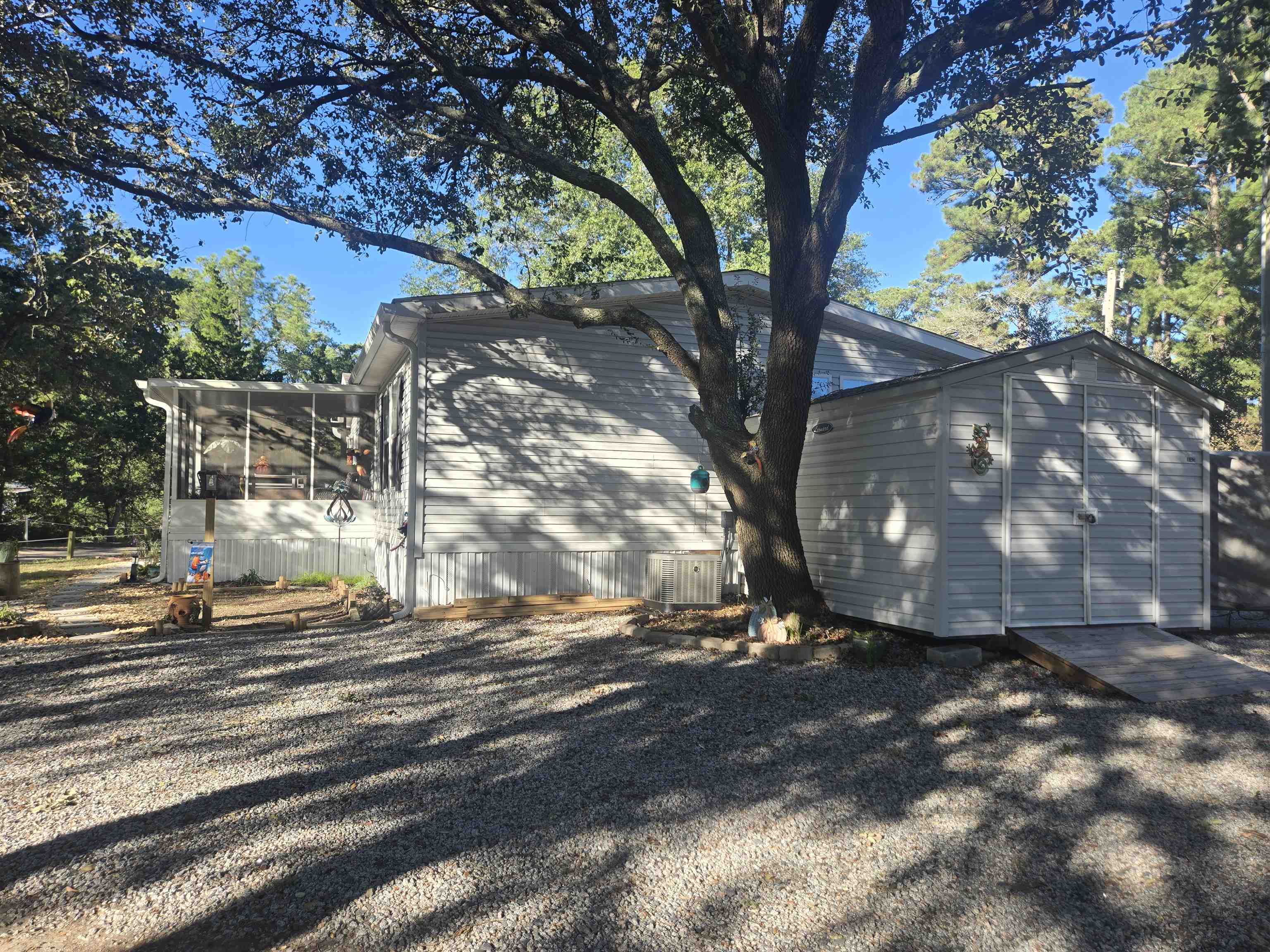 457 E Banks Dr. Property Photo 11