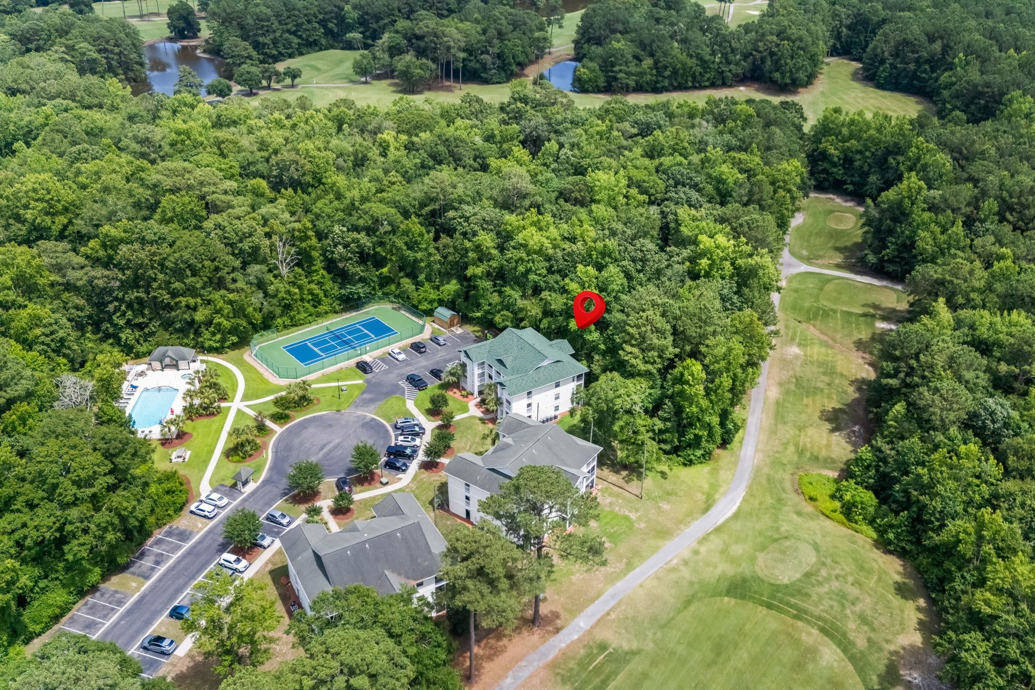 615 Tupelo Ln. Property Photo 2