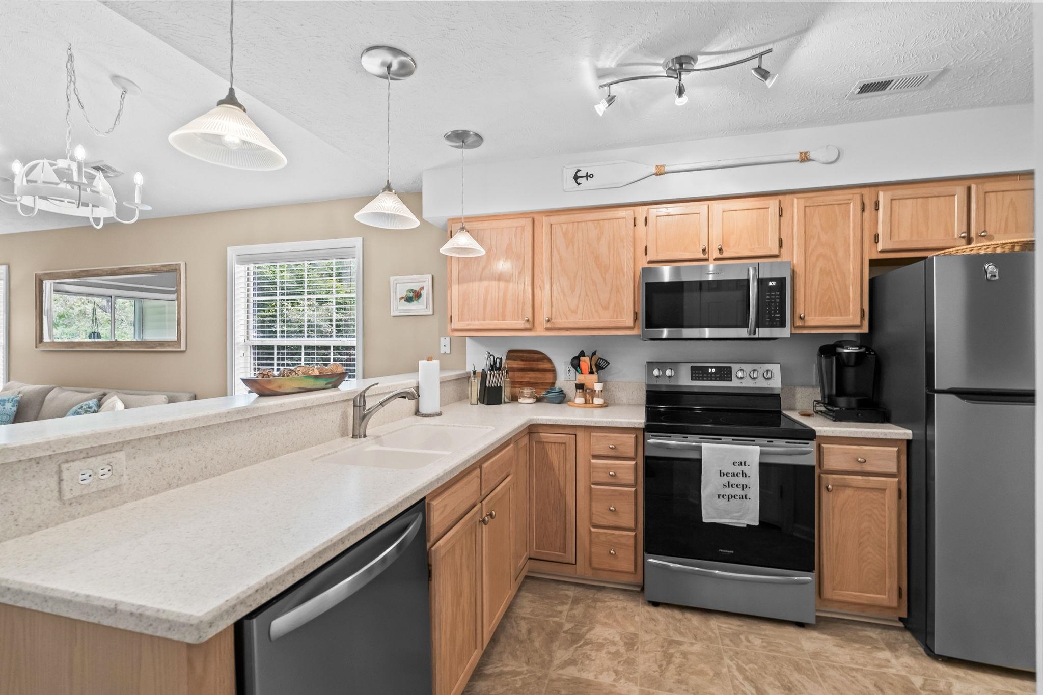 615 Tupelo Ln. Property Photo 13