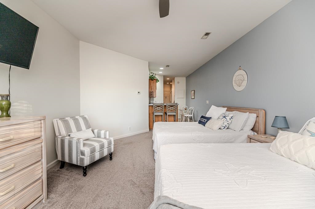 2615794 Property Photo 26