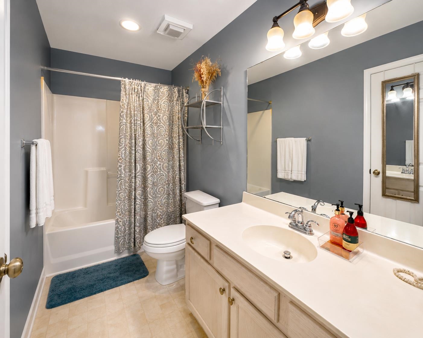 4502 W Harbour Ct. Property Photo 21