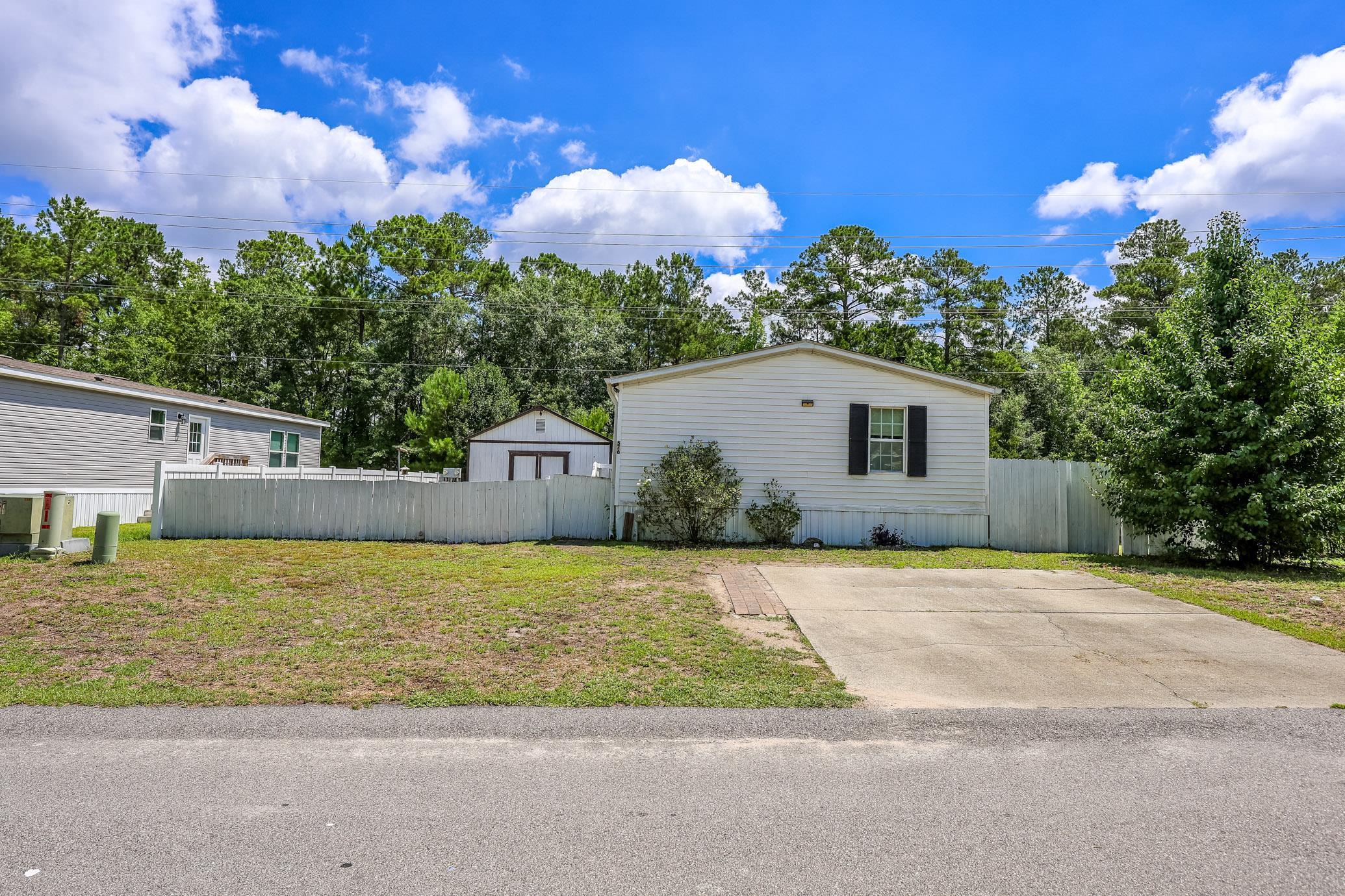576 Southern Pines Dr. Property Photo 24