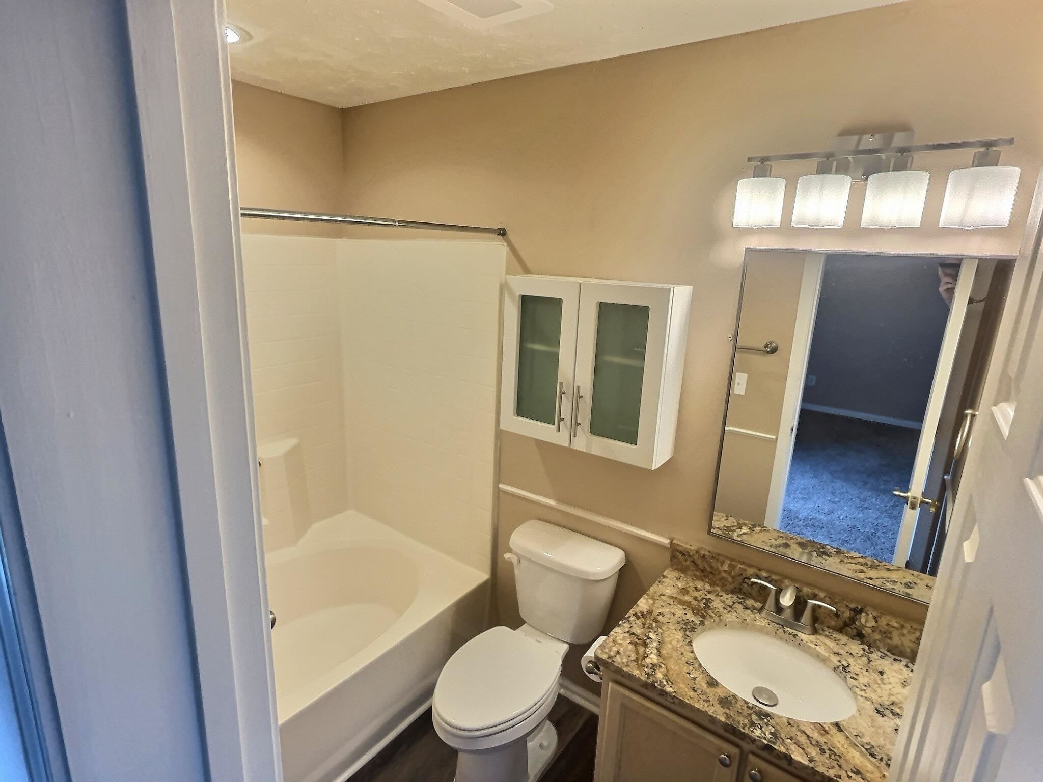 6500 Colonial Dr. Property Photo 13