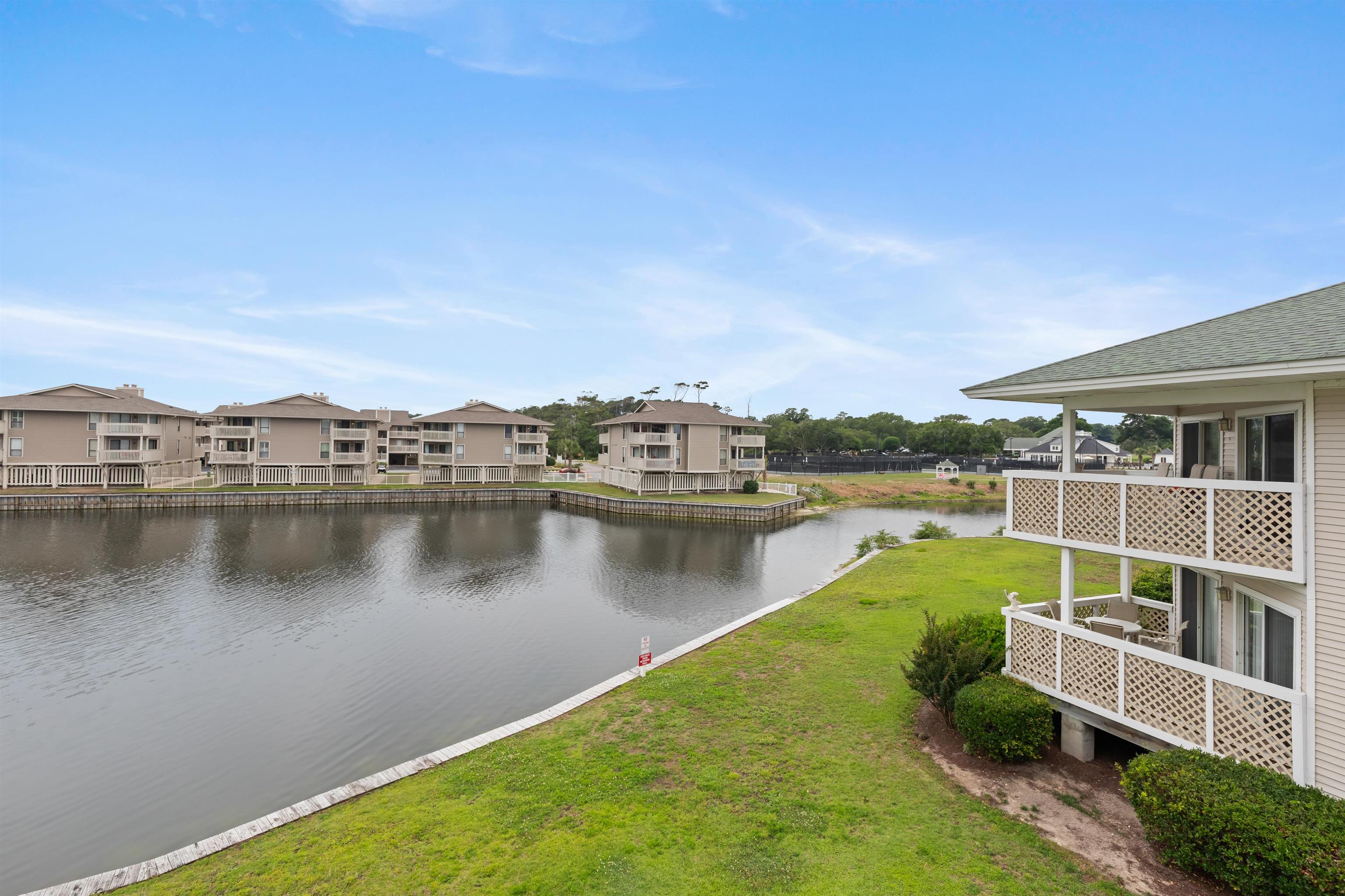 301 Shorehaven Dr. Property Photo 8
