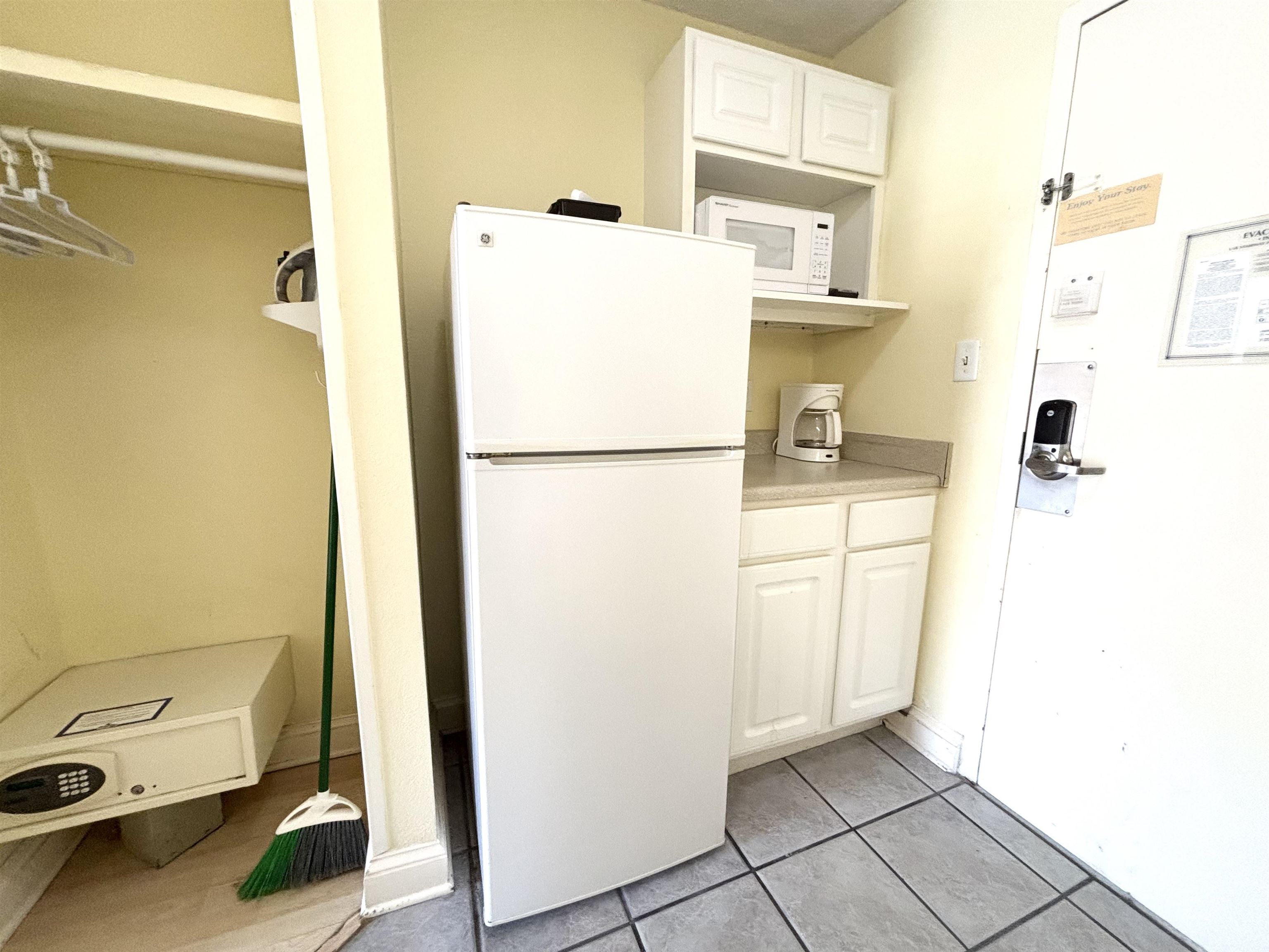 1205 S Ocean Blvd. Property Photo 5