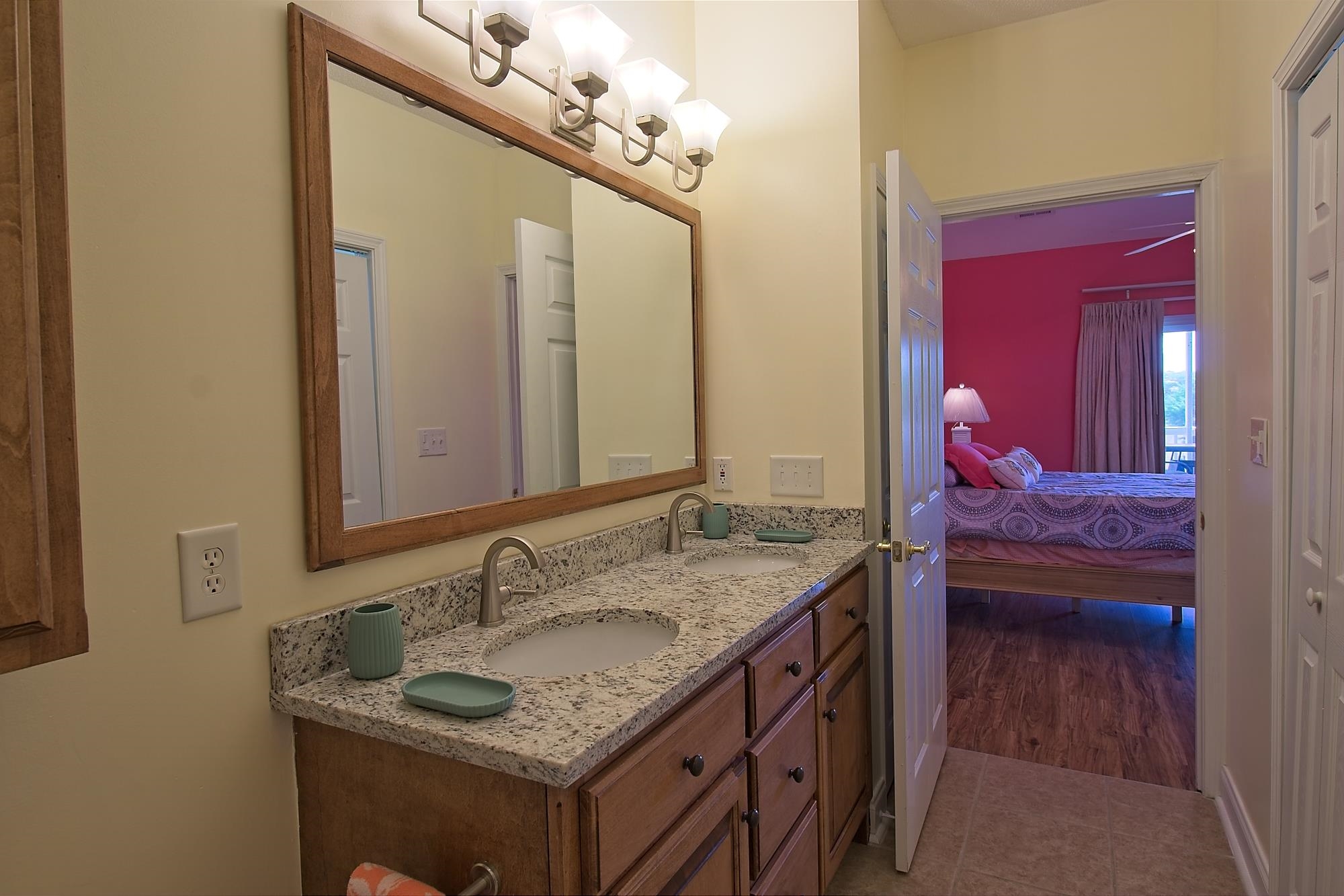 1100 Commons Blvd. Property Photo 34