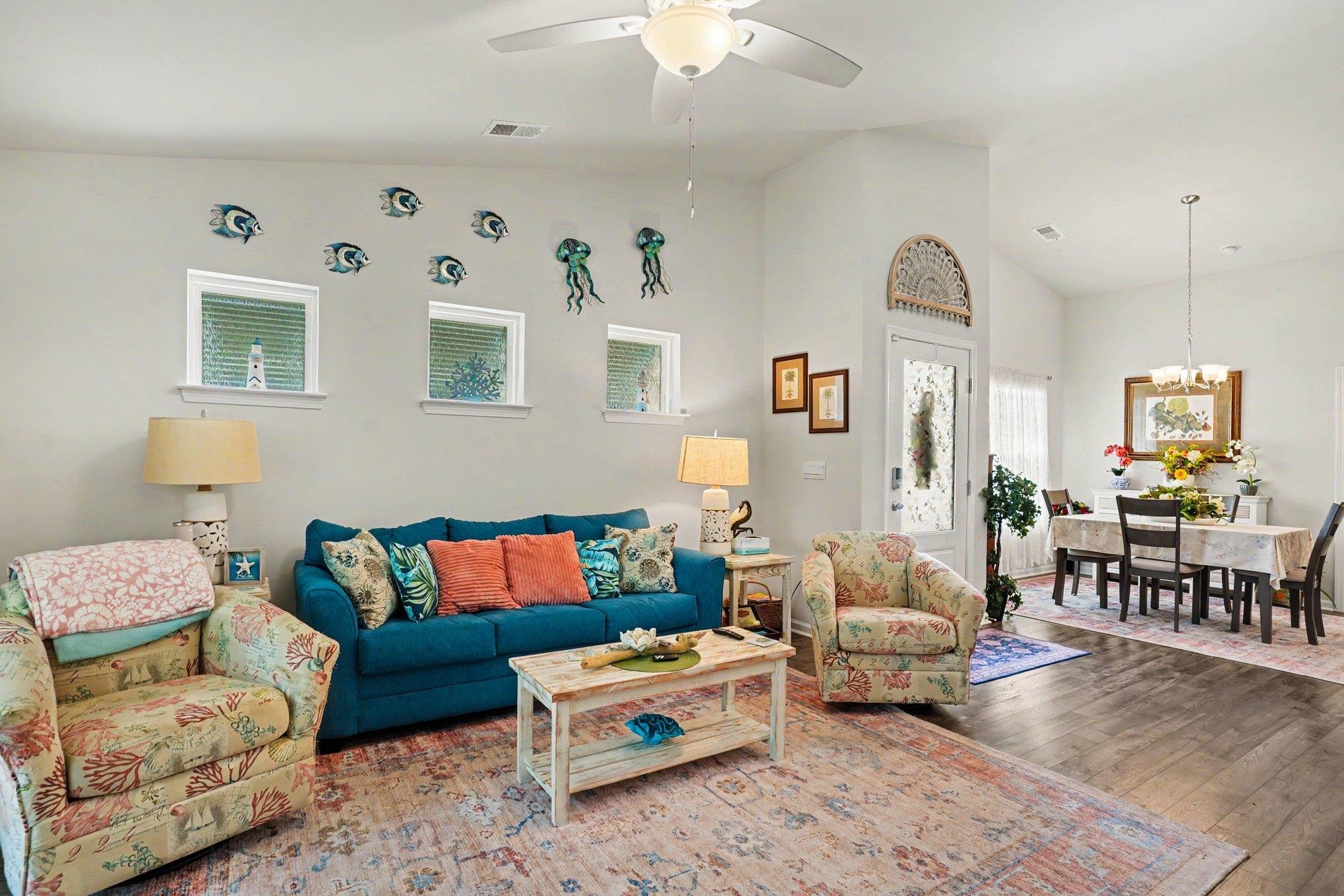 1512 Jardine Loop Property Photo 6